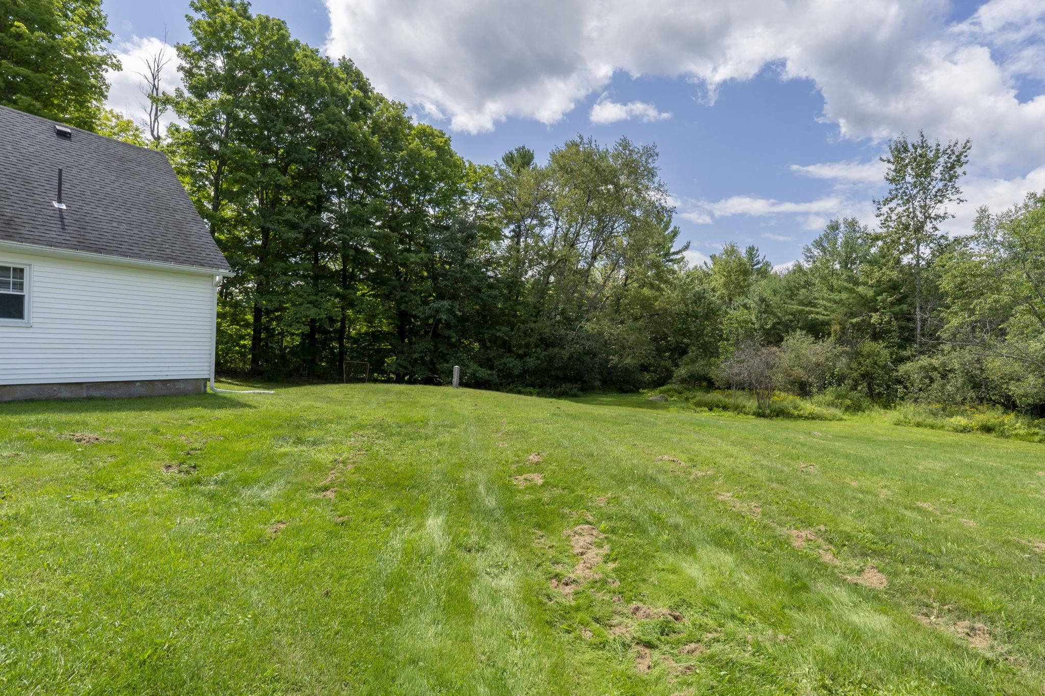 621 Bradford Road Property Photo 12