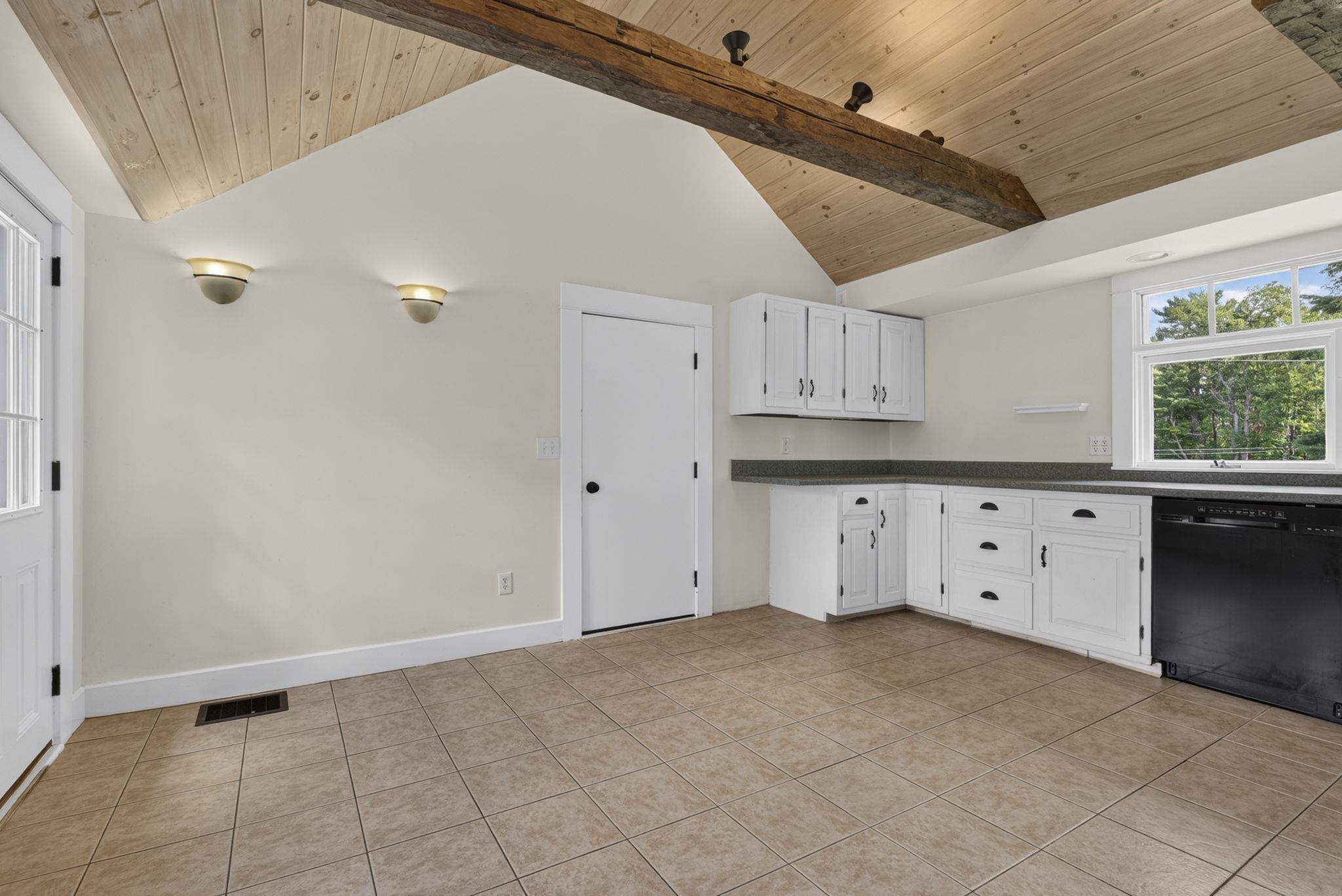 621 Bradford Road Property Photo 23
