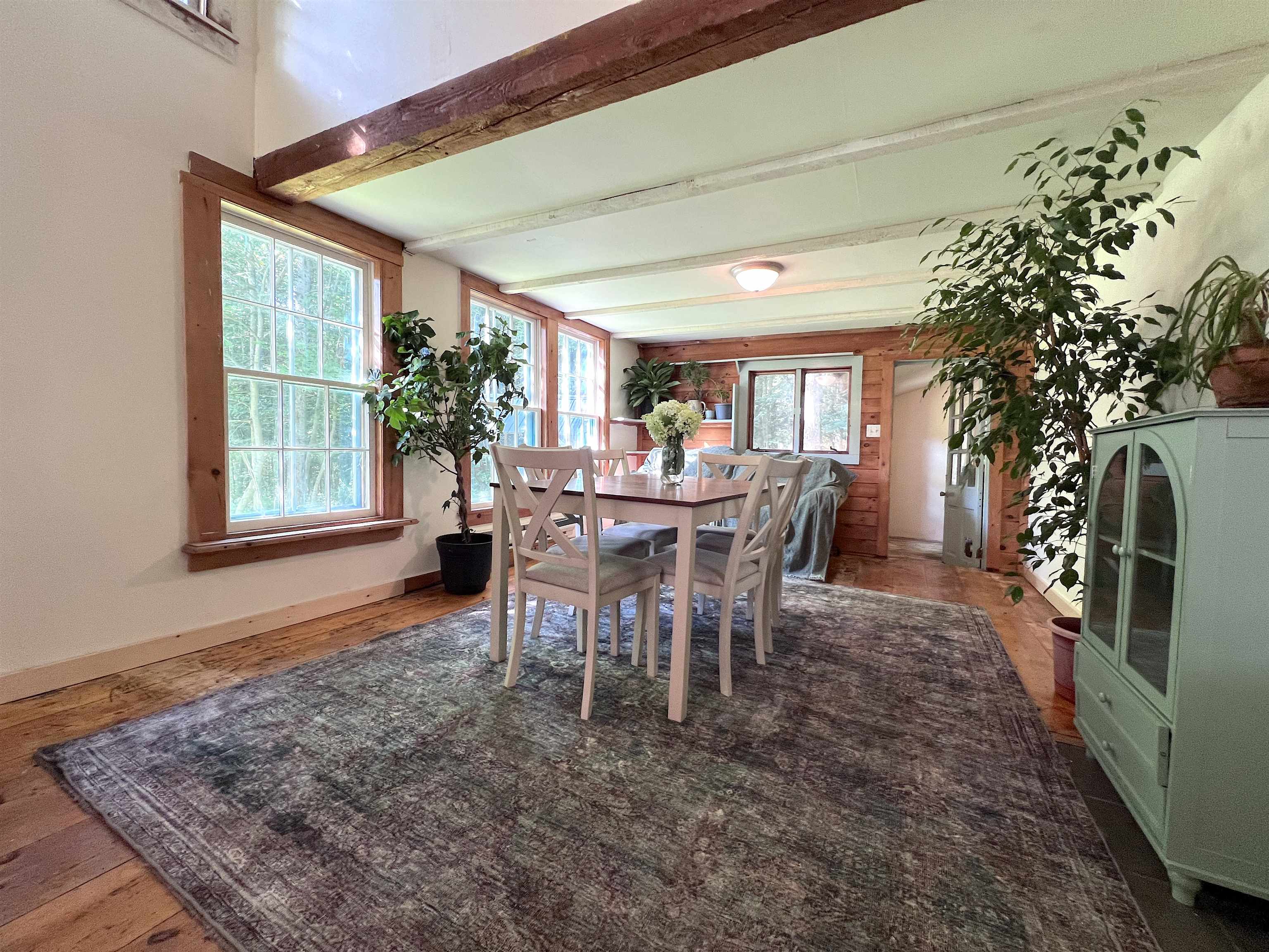 854 West Woodbury Road Property Photo 13