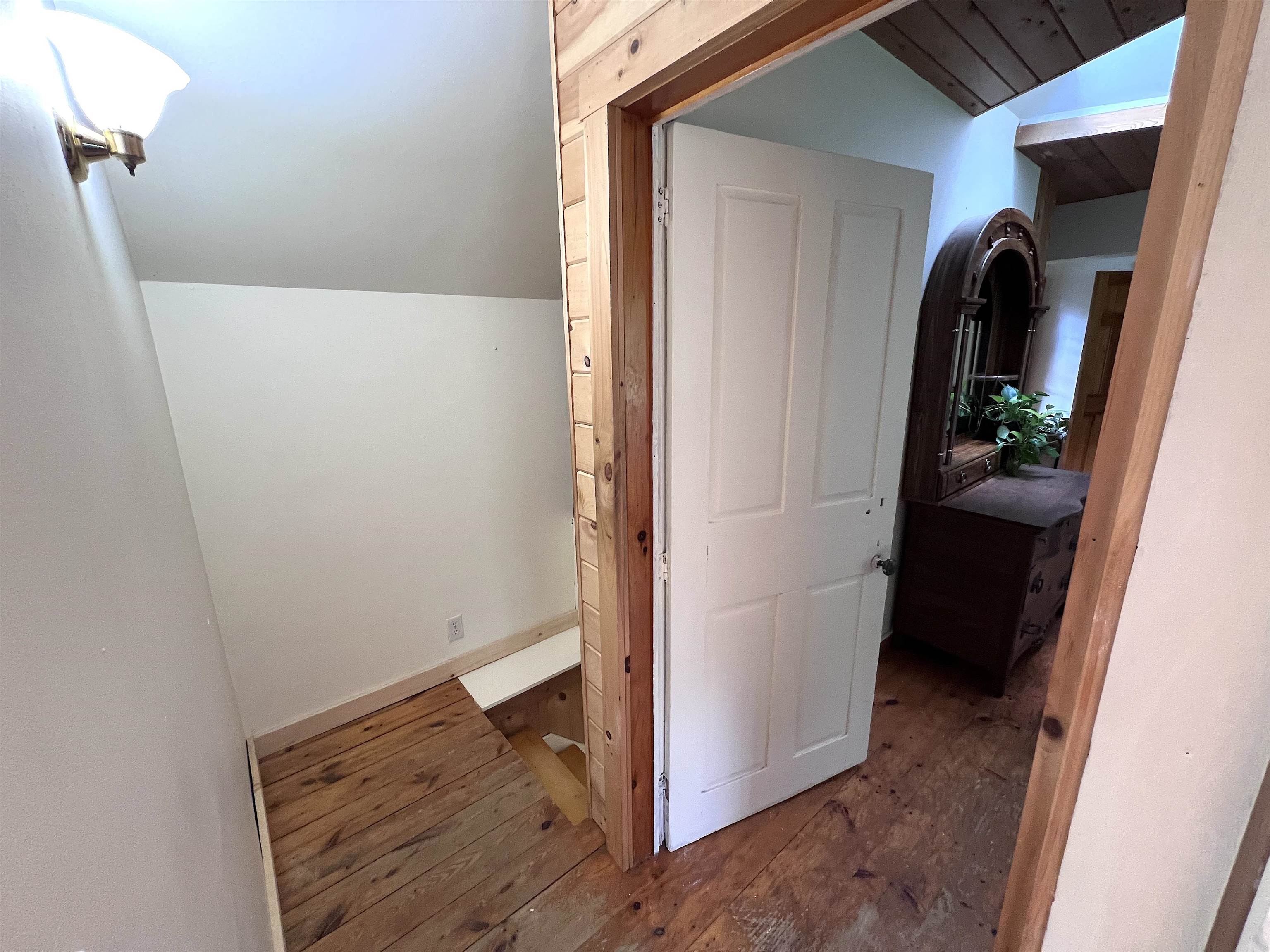 854 West Woodbury Road Property Photo 25