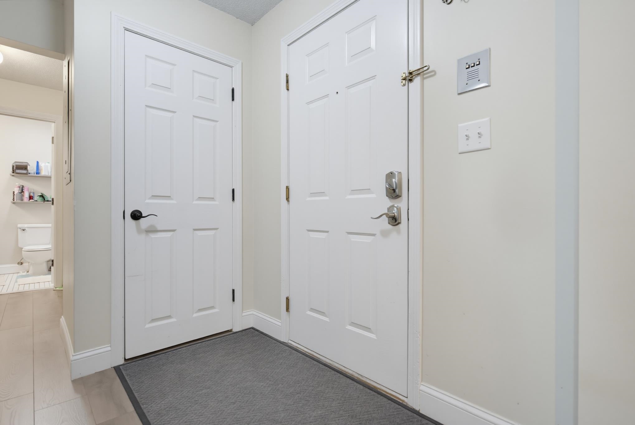 120 Fisherville Road Property Photo 14