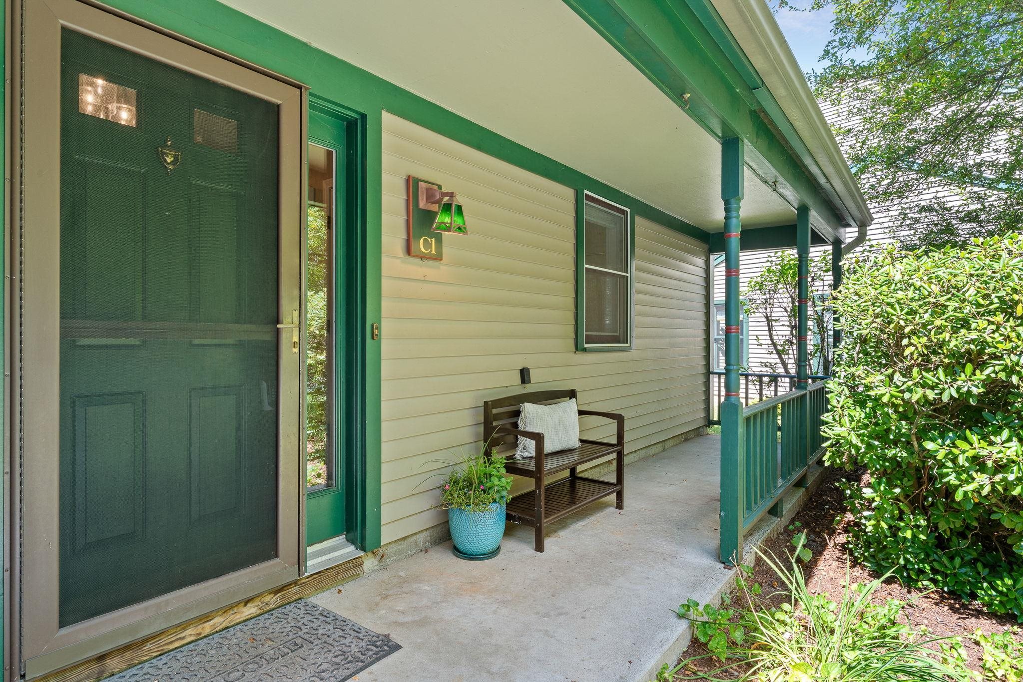 7 Saxonhollow Drive Property Photo 3