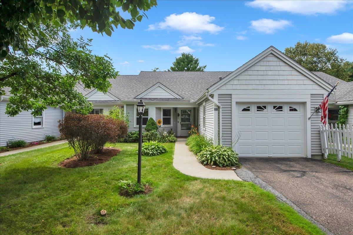 16 Clover Drive Property Photo 1