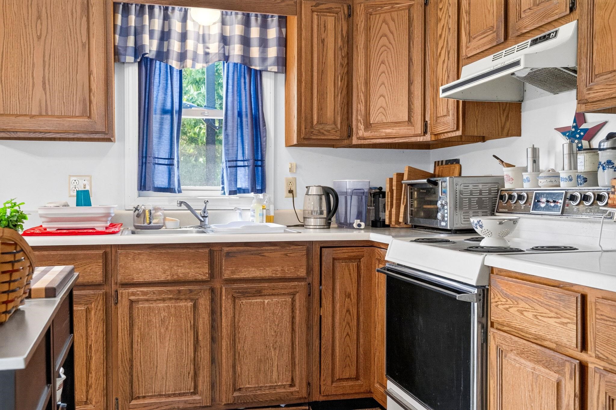 53 Pine Hill Avenue Property Photo 7
