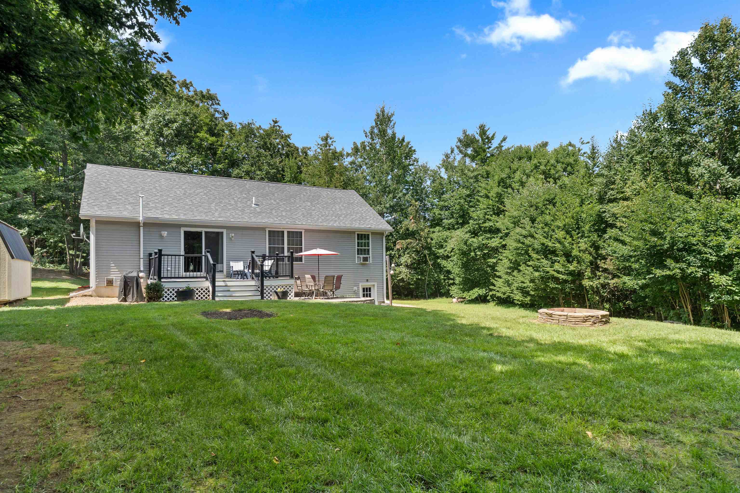 7 Dalton Drive Property Photo 19