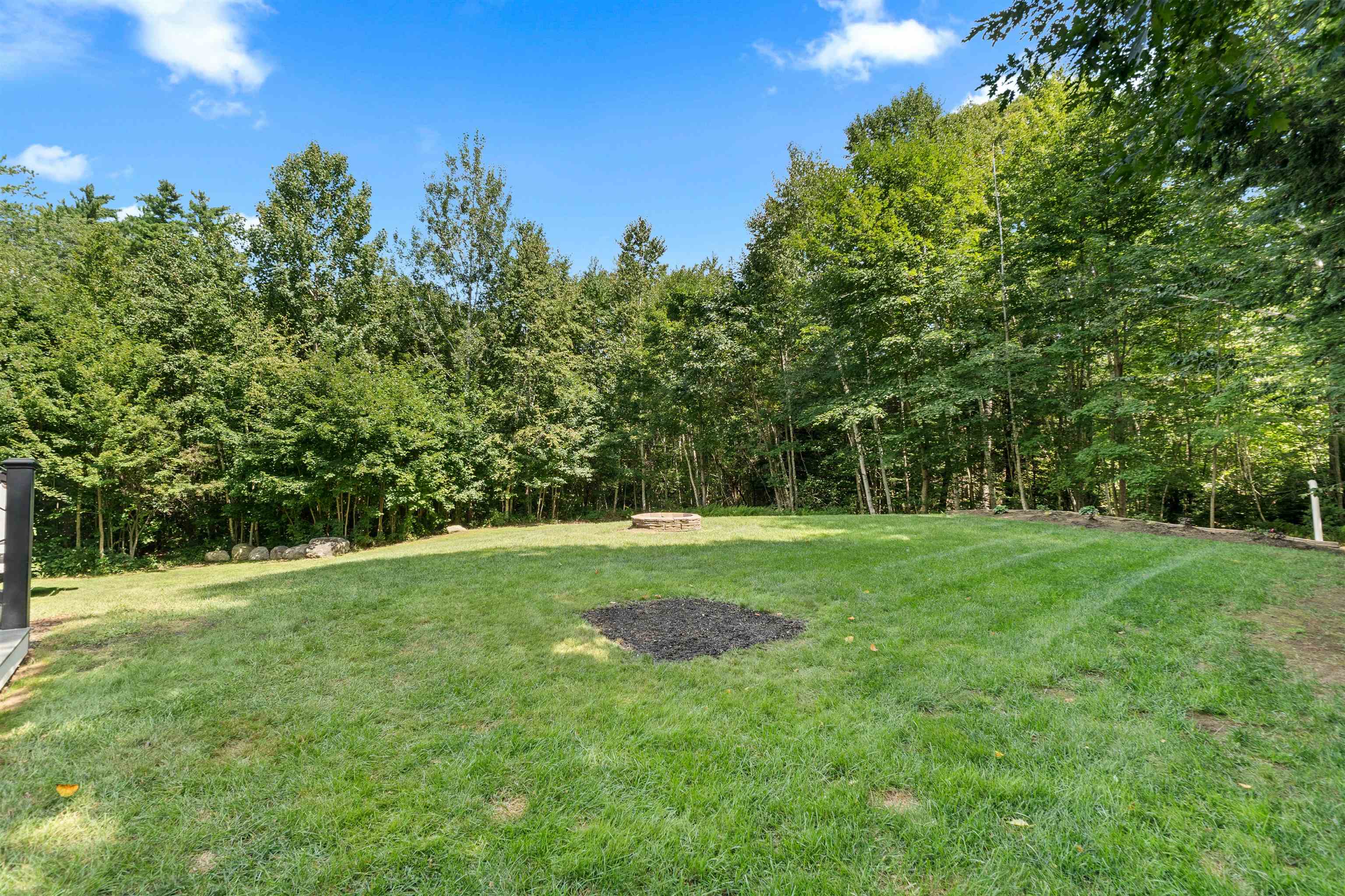 7 Dalton Drive Property Photo 20