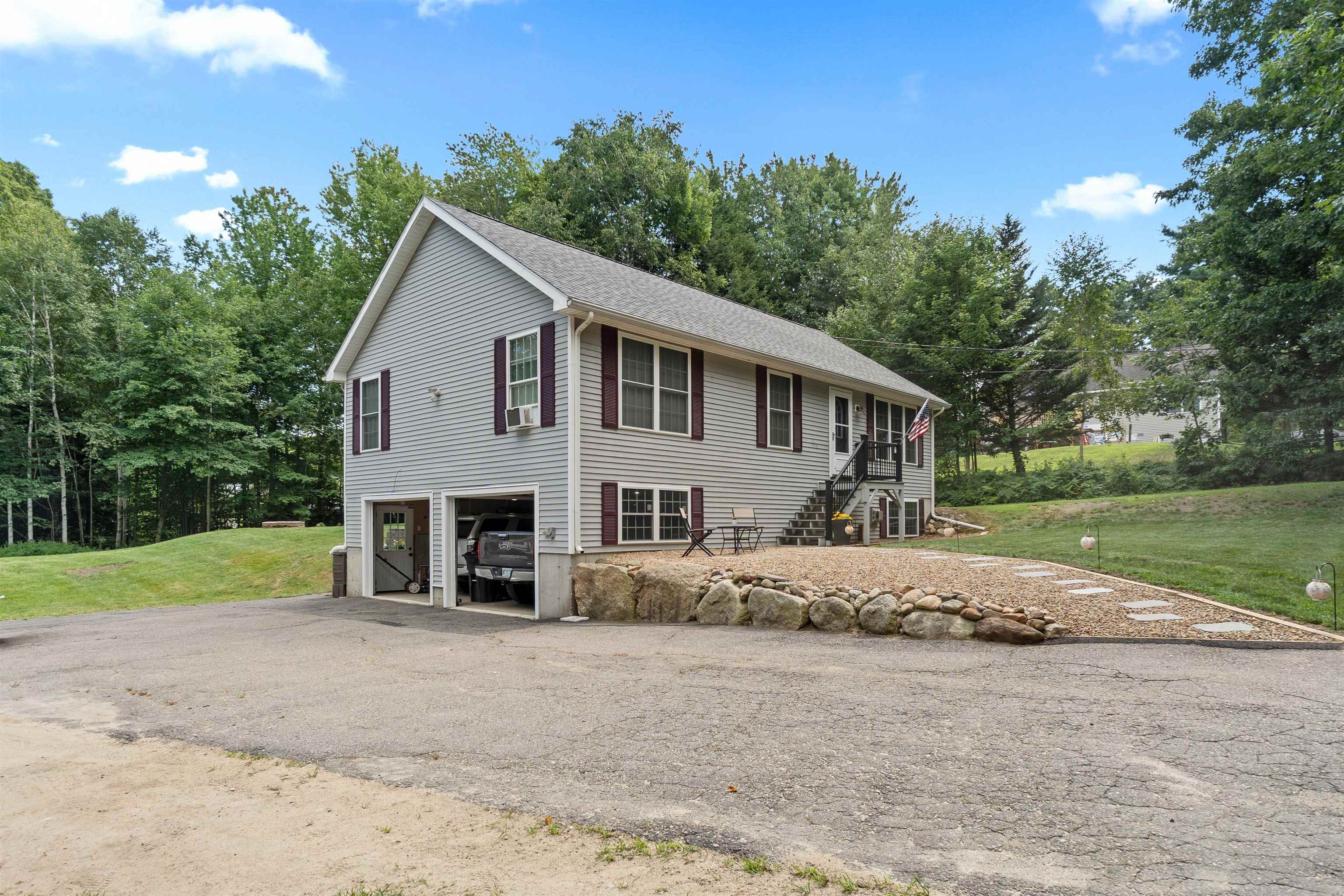 7 Dalton Drive Property Photo 26