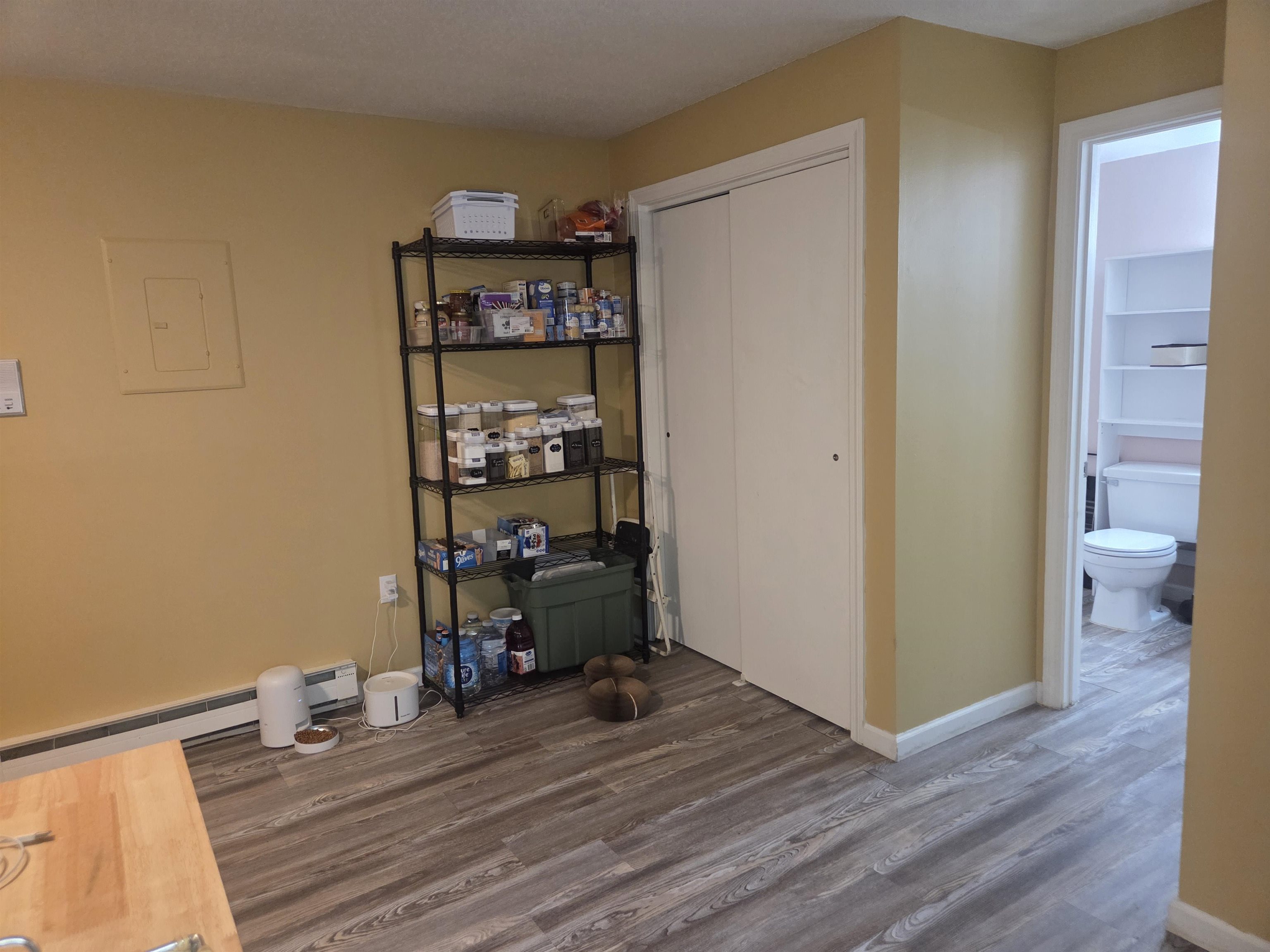 12 E. Side Drive Property Photo 5