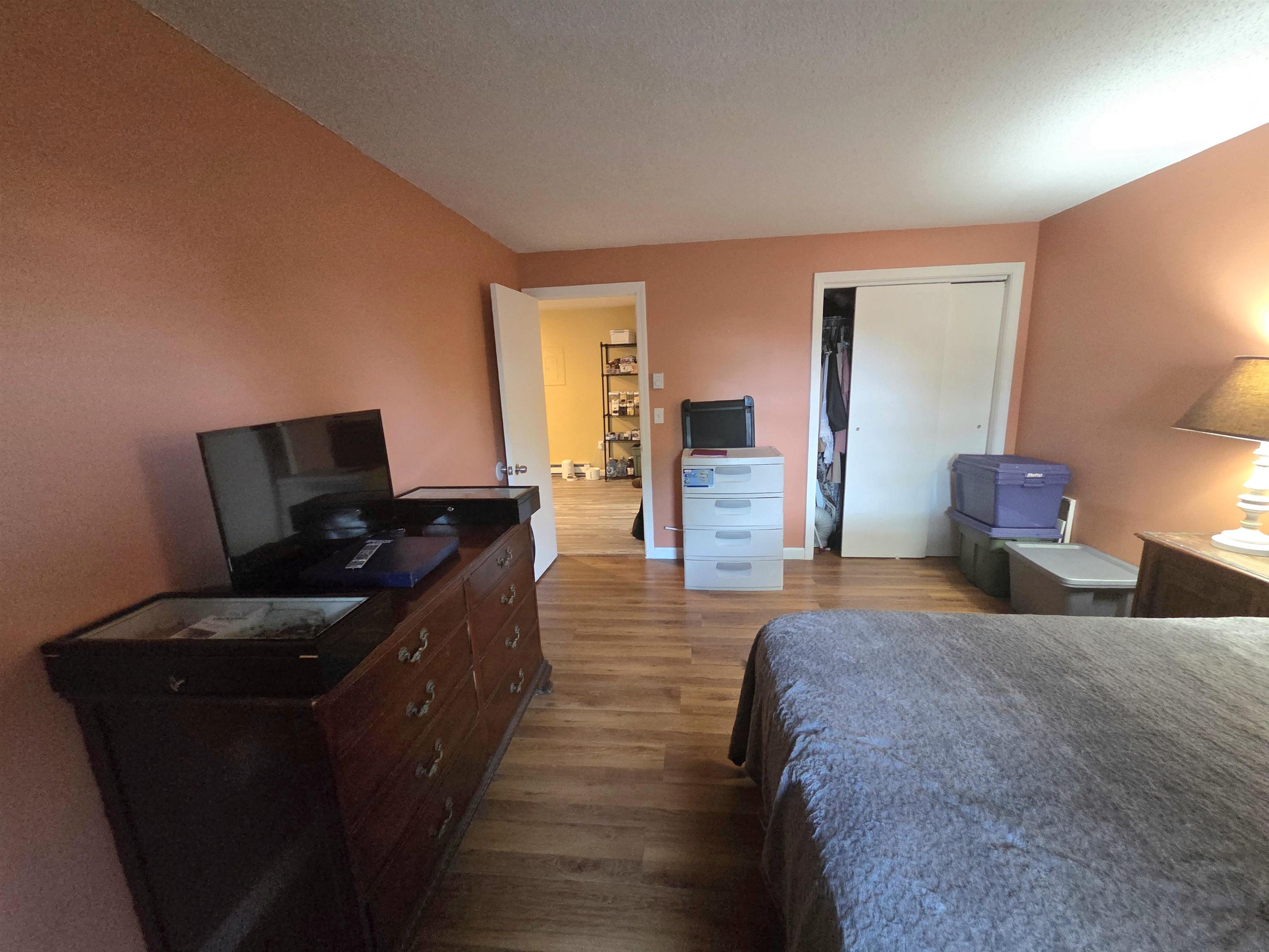 12 E. Side Drive Property Photo 14