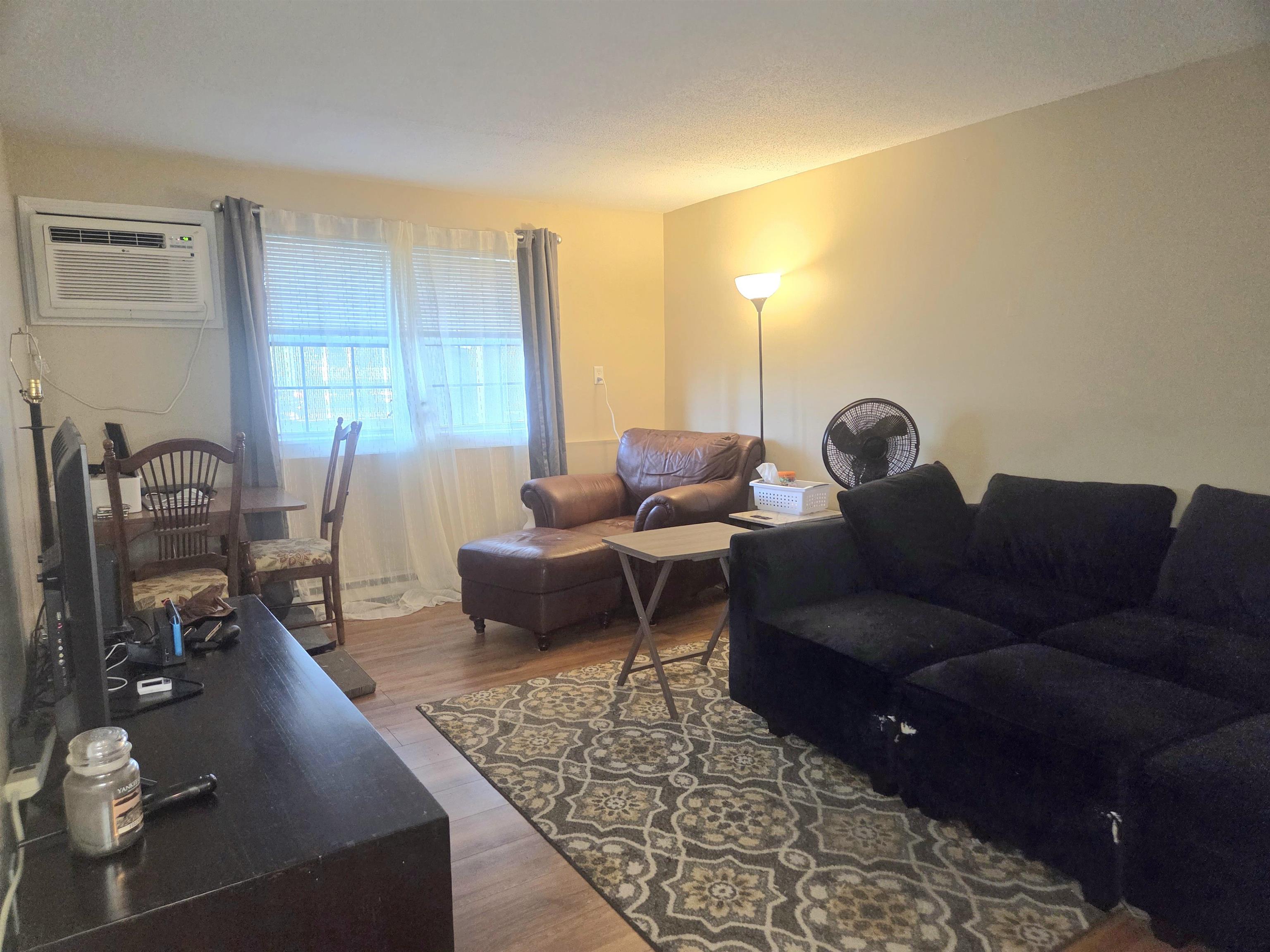 12 E. Side Drive Property Photo 17