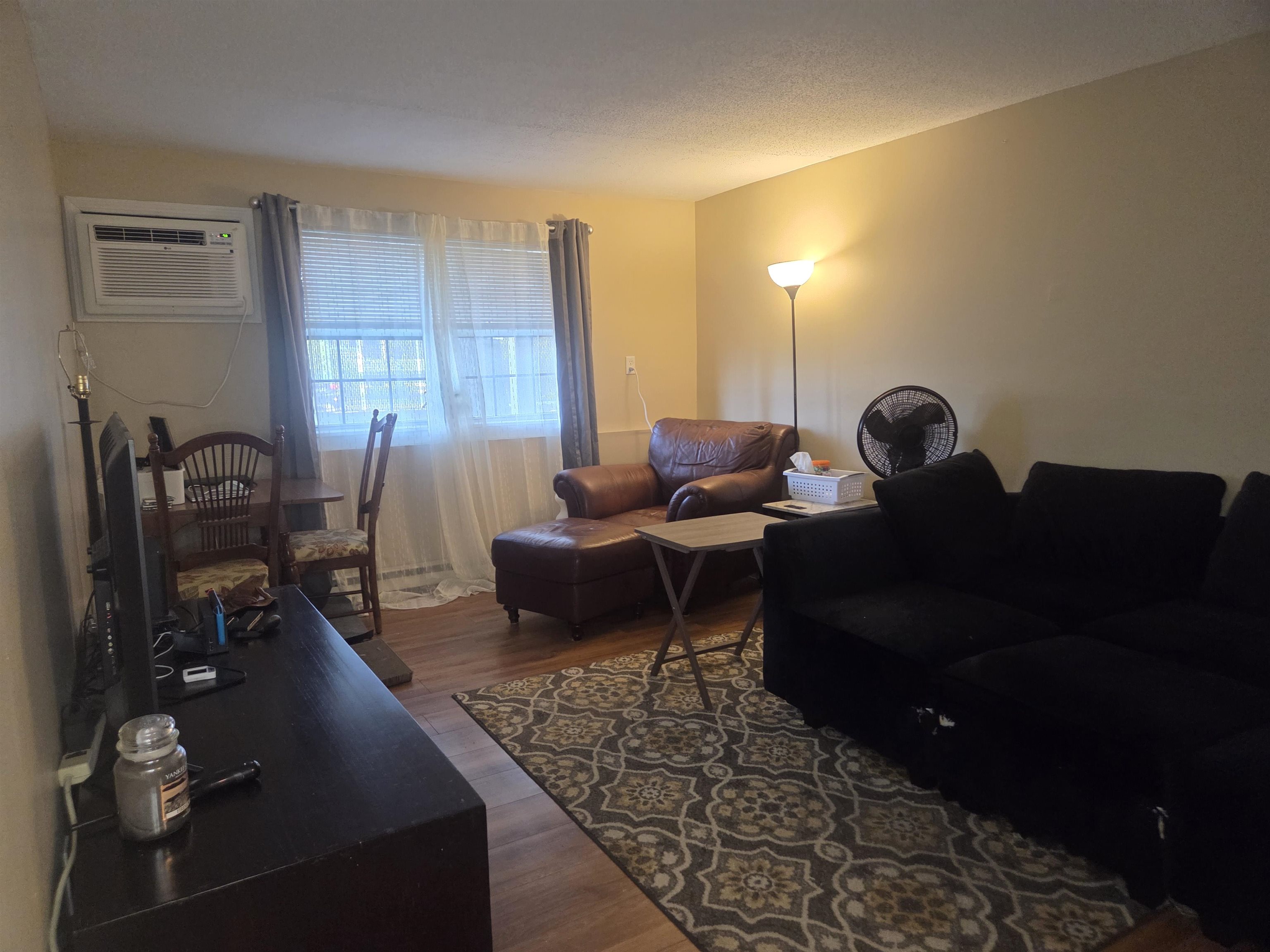 12 E. Side Drive Property Photo 18