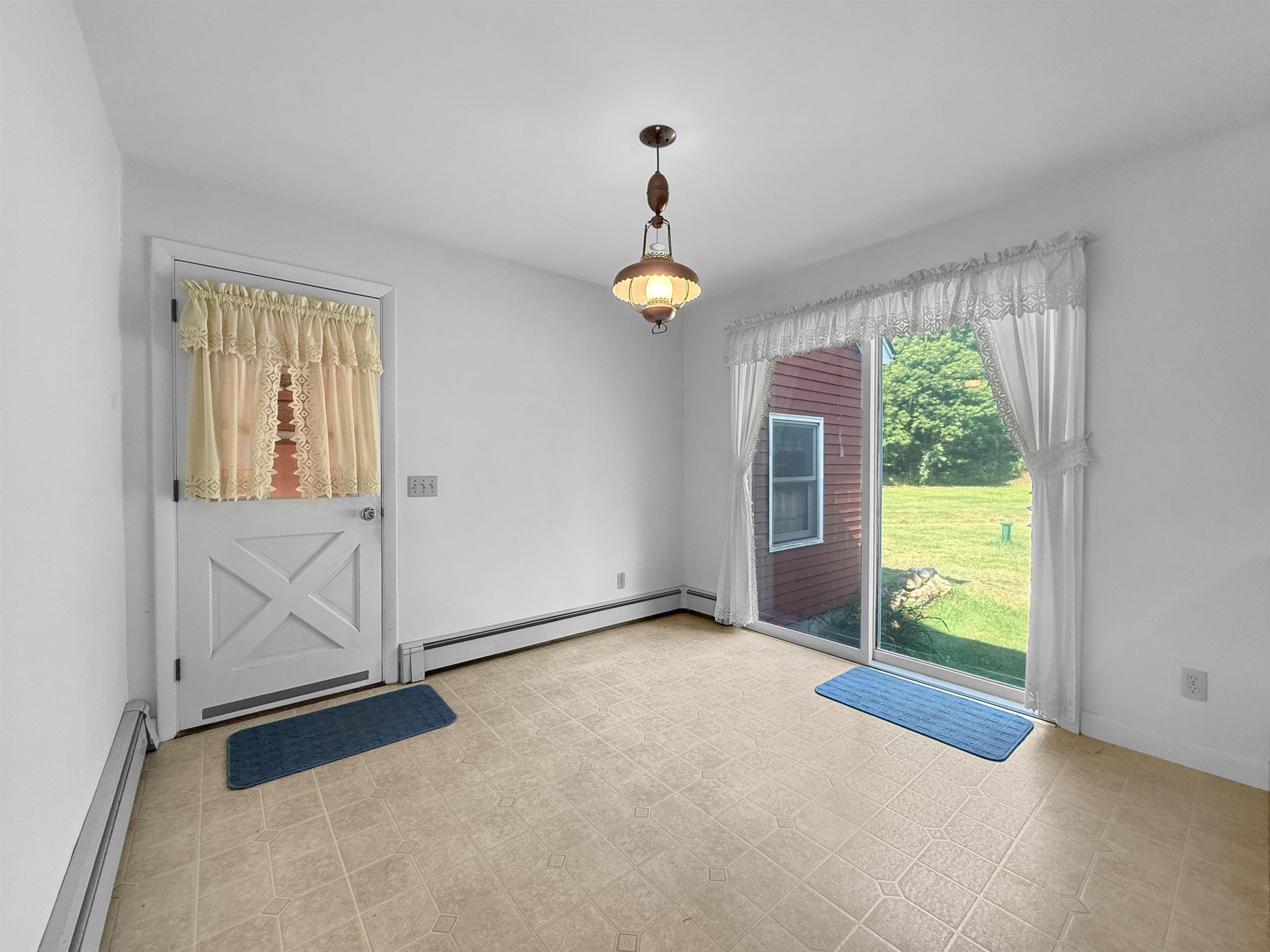 6225 River Rd Vt 102 Property Photo 5