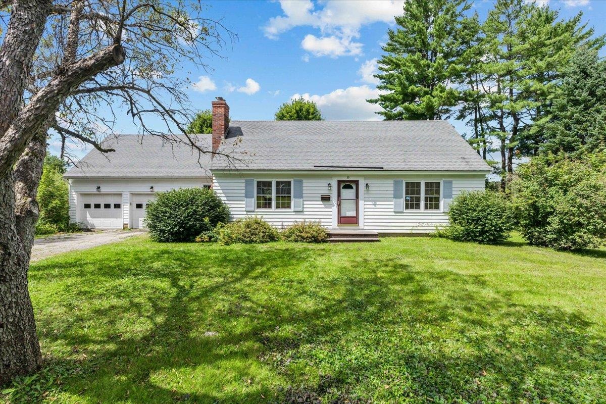 33 Colonial Drive Property Photo 1