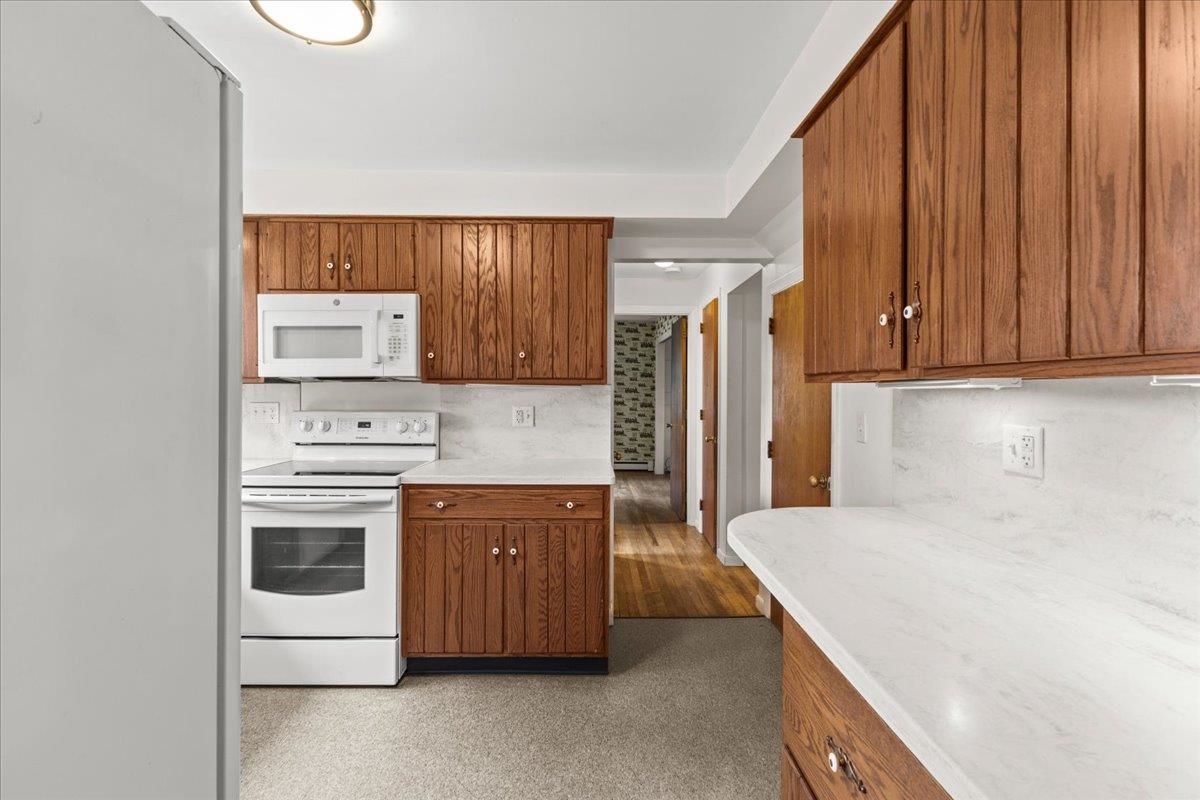 33 Colonial Drive Property Photo 14