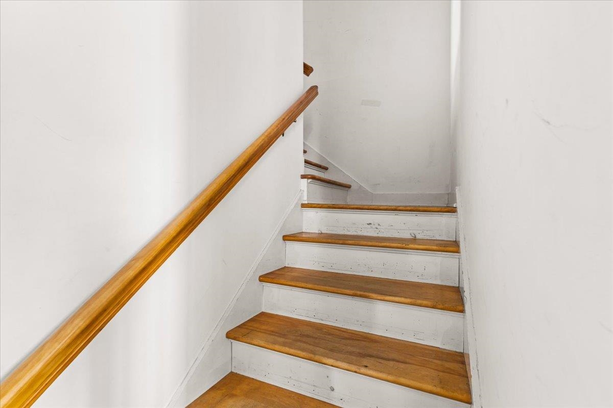 33 Colonial Drive Property Photo 32