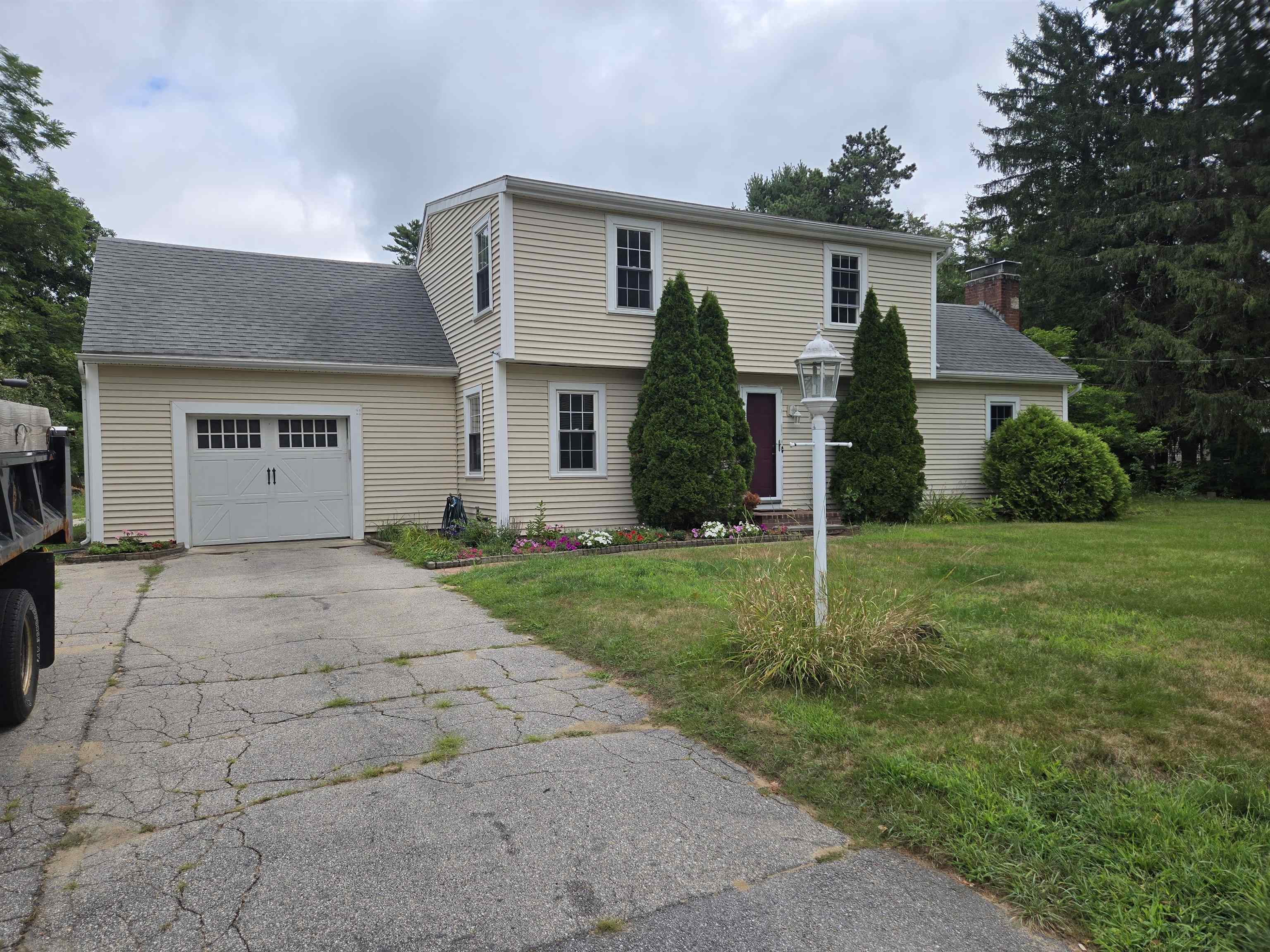 10 Towle Street Property Photo 1