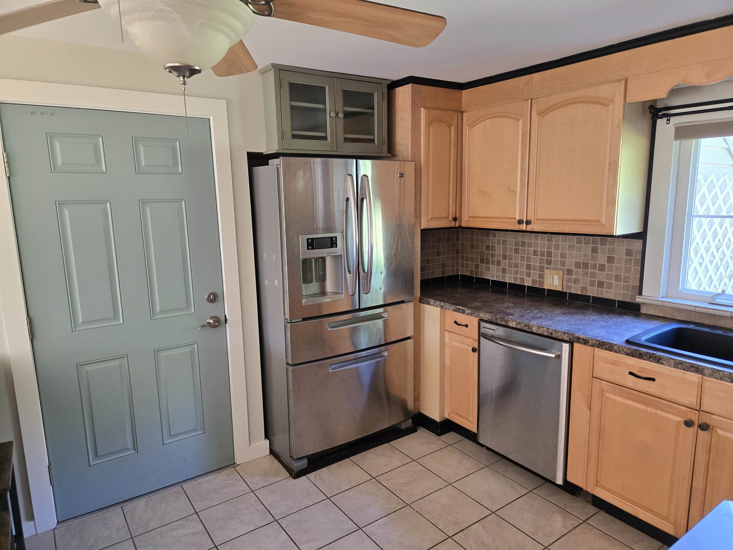 10 Towle Street Property Photo 6