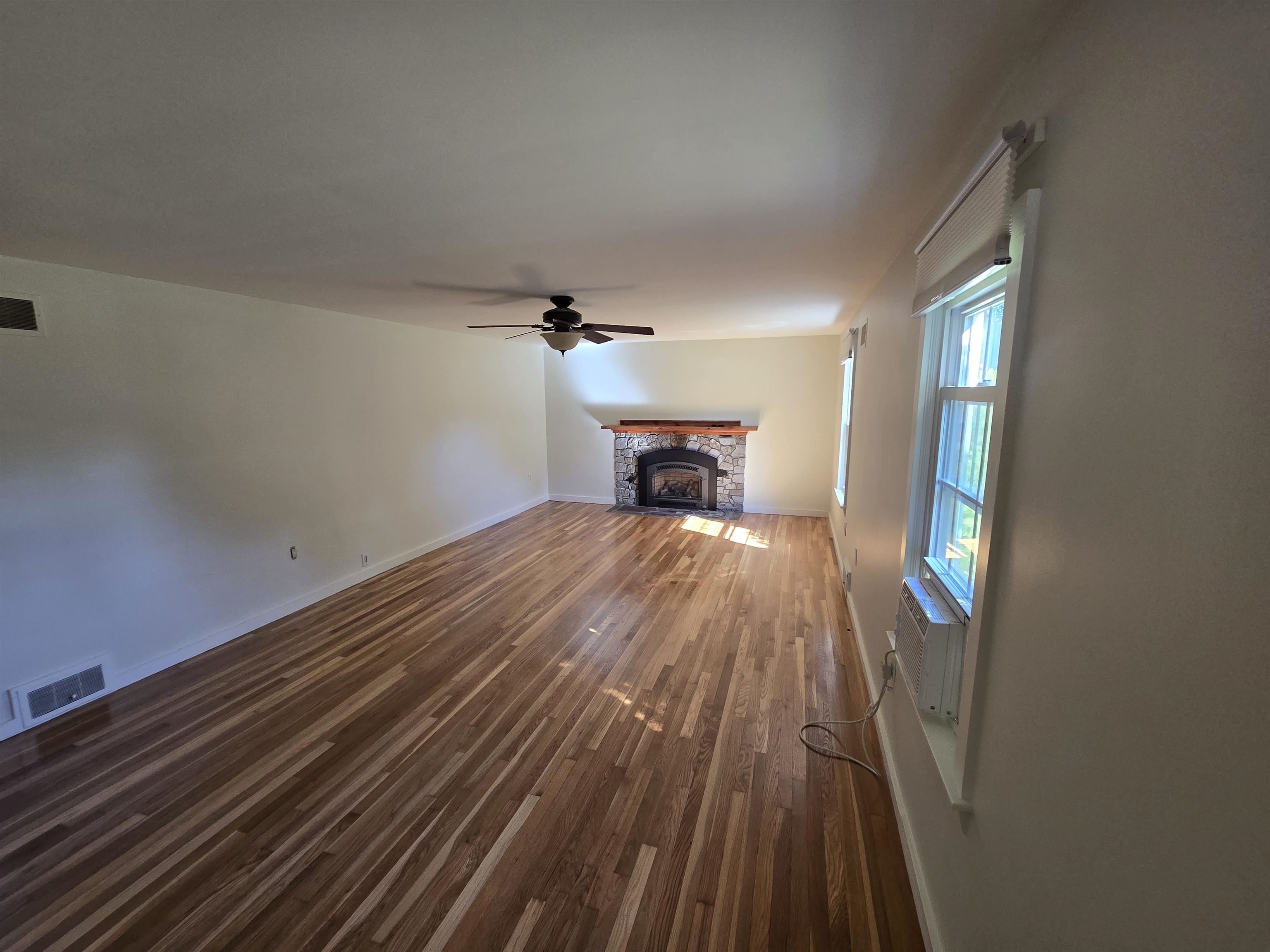 10 Towle Street Property Photo 19