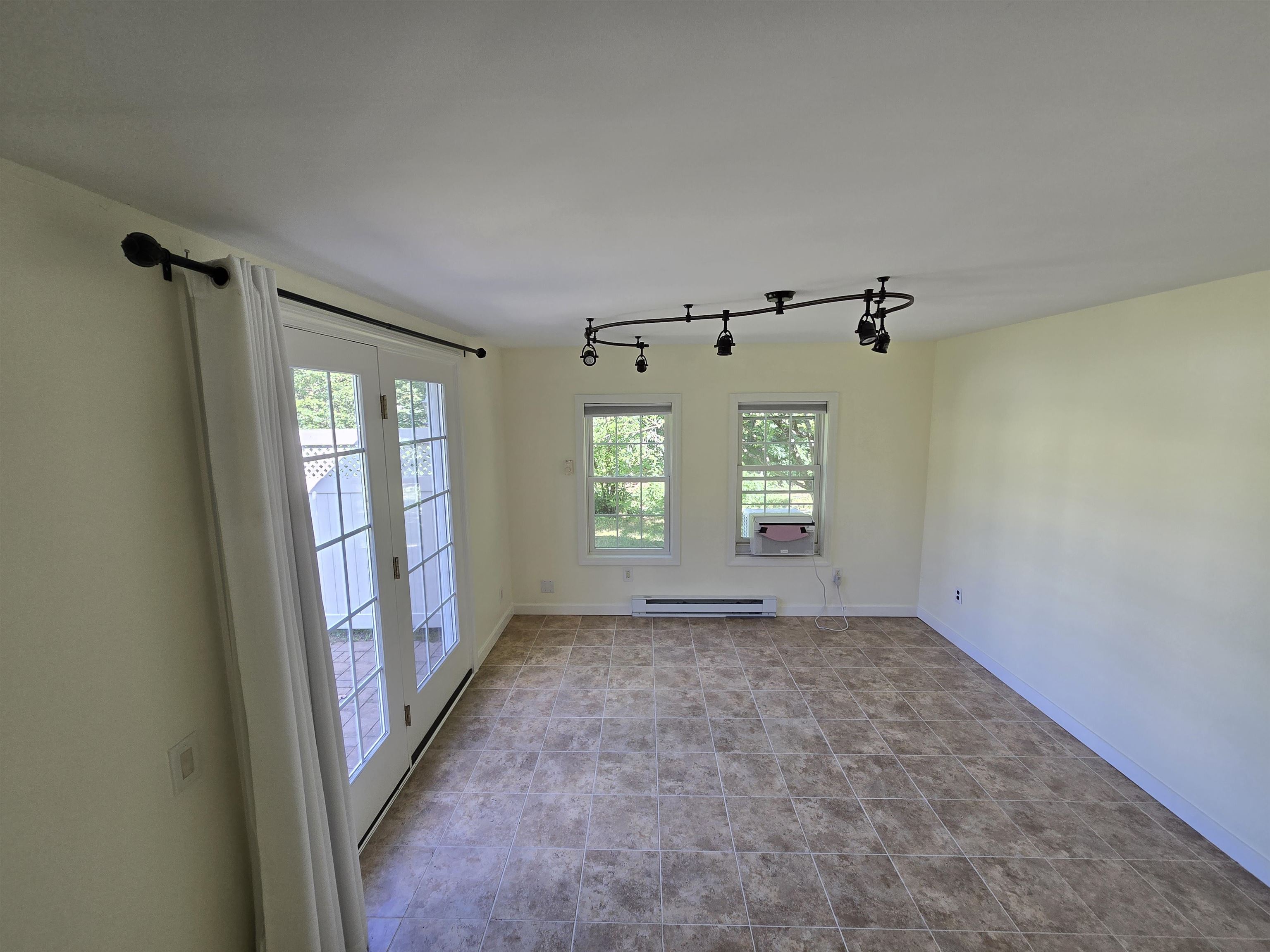 10 Towle Street Property Photo 24