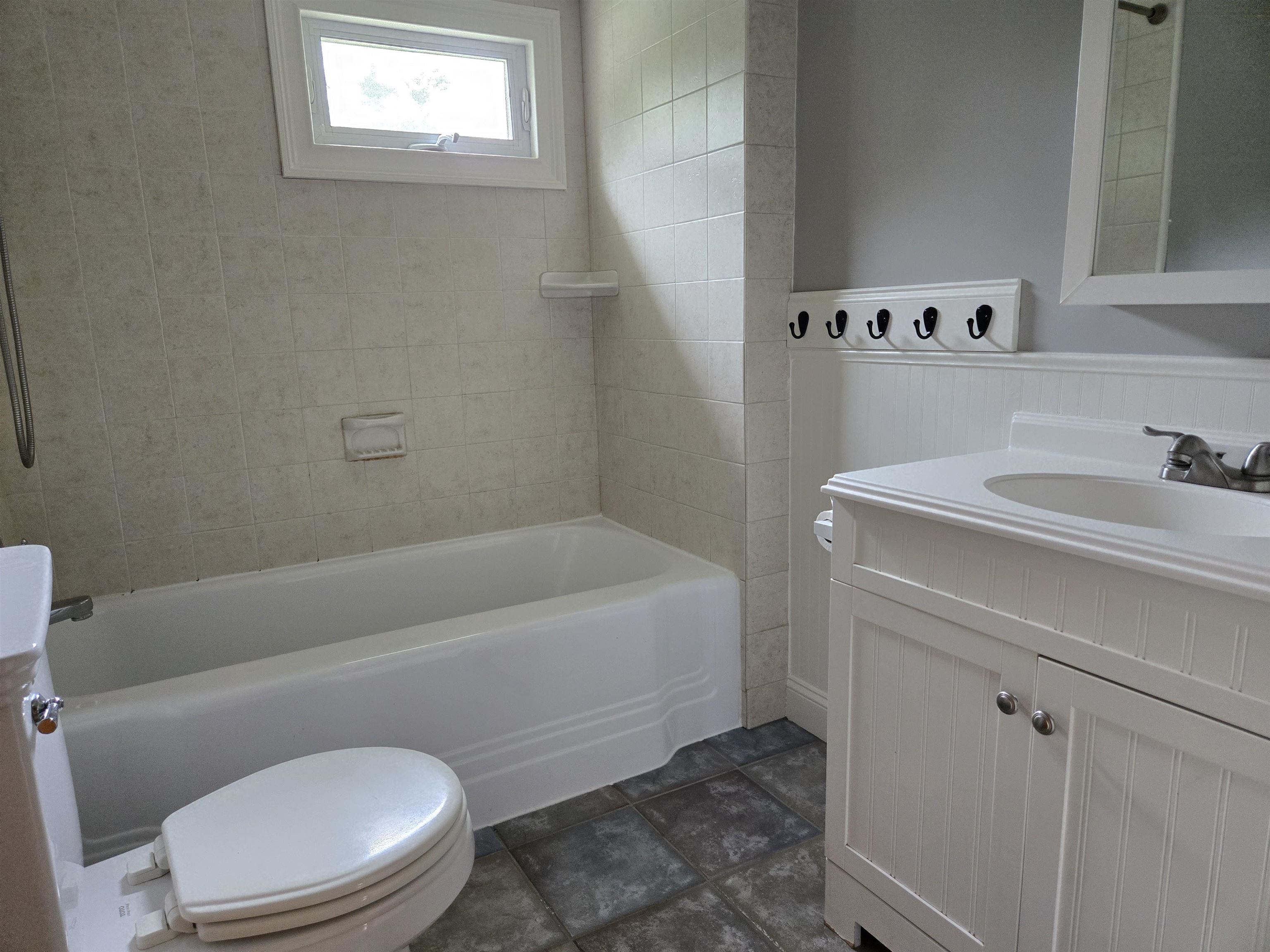 10 Towle Street Property Photo 32