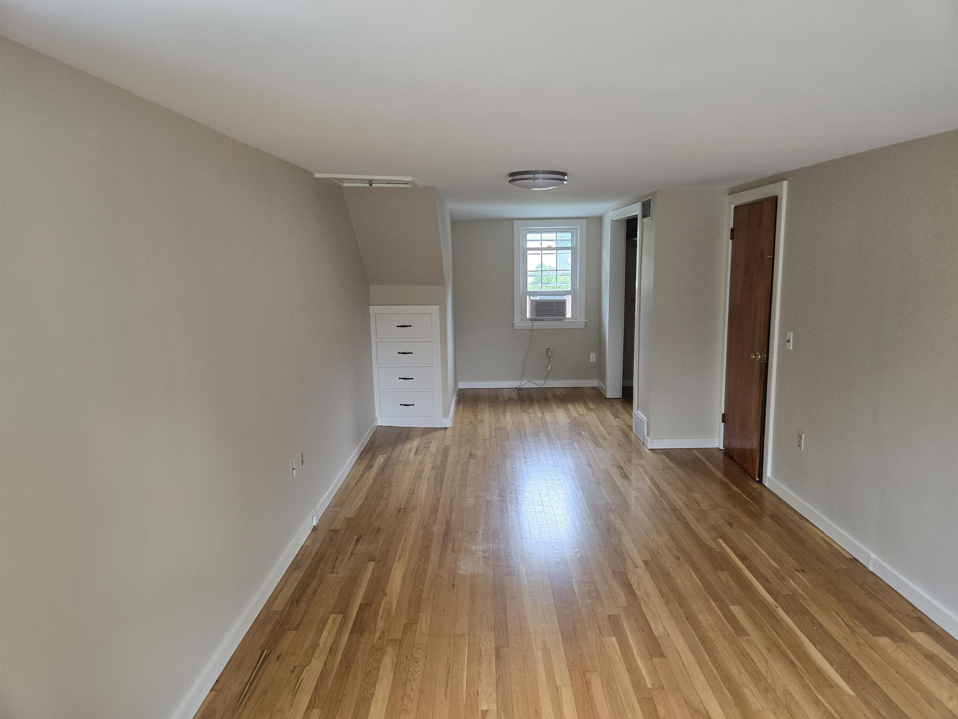 10 Towle Street Property Photo 39