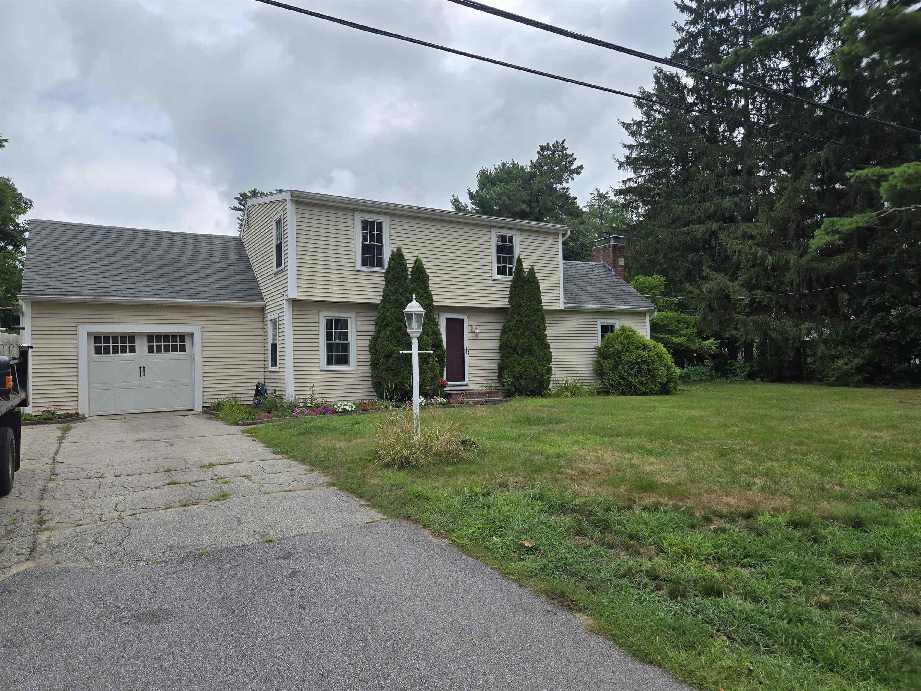 10 Towle Street Property Photo 53