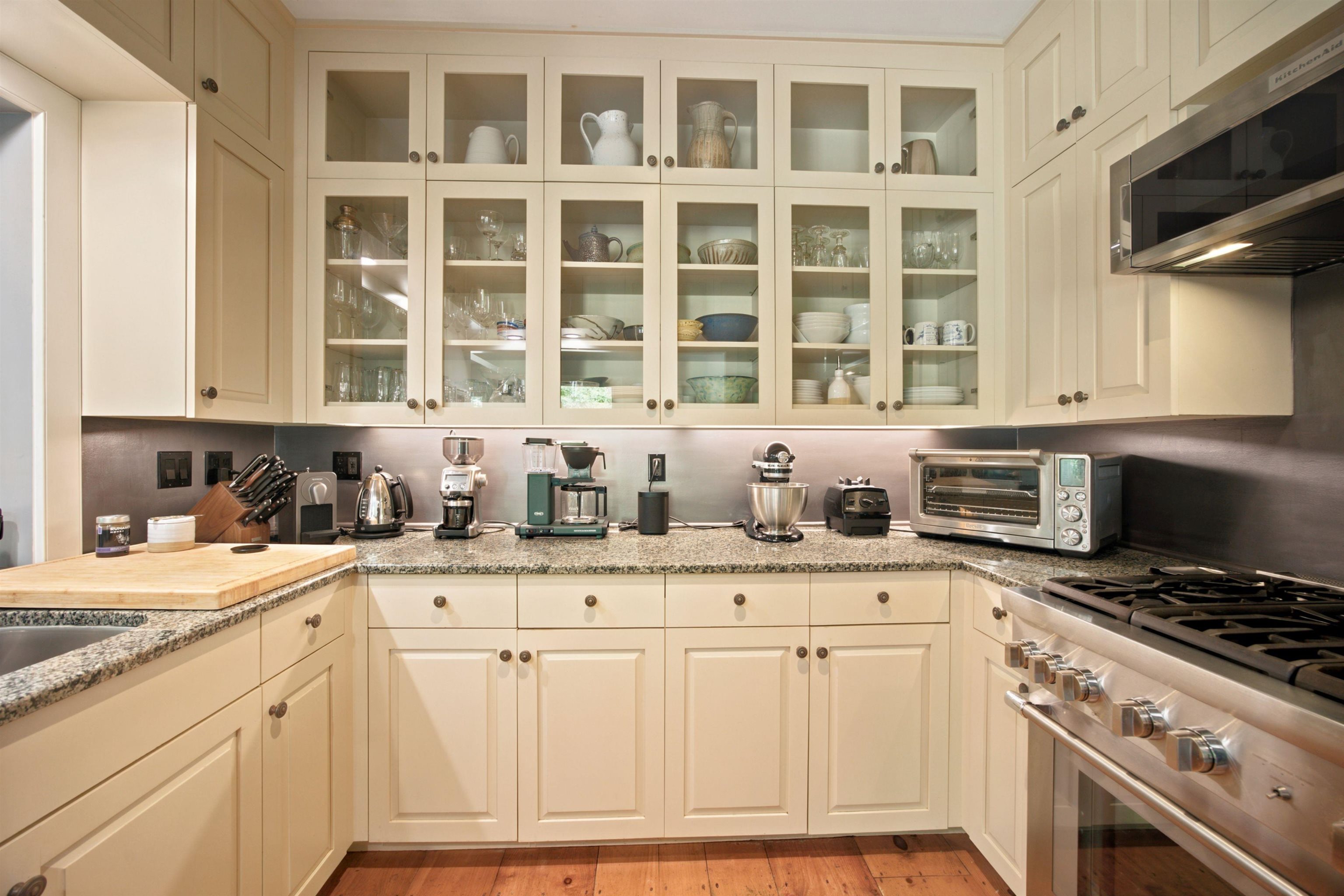472 Greengate Road Property Photo 14