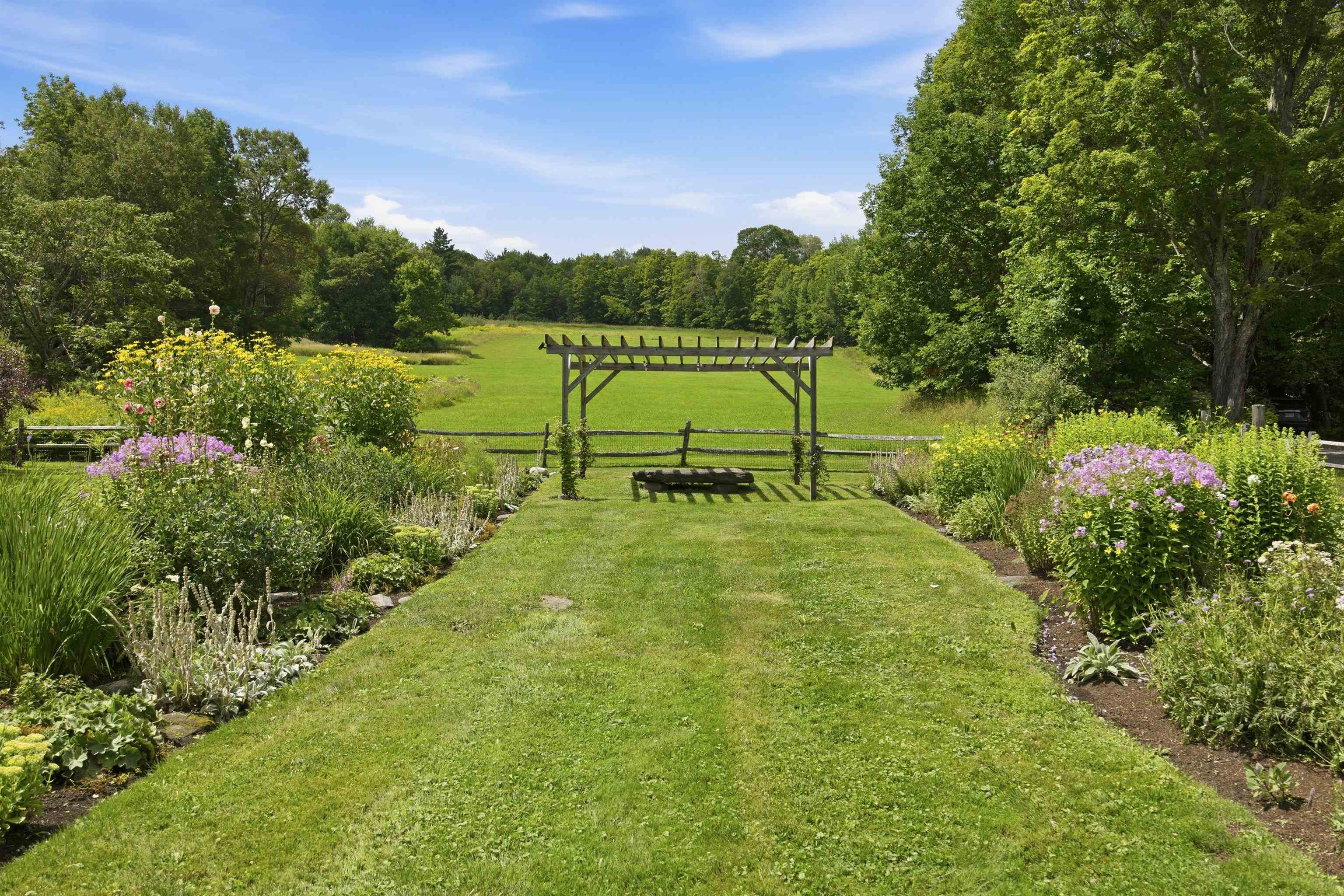 472 Greengate Road Property Photo 41