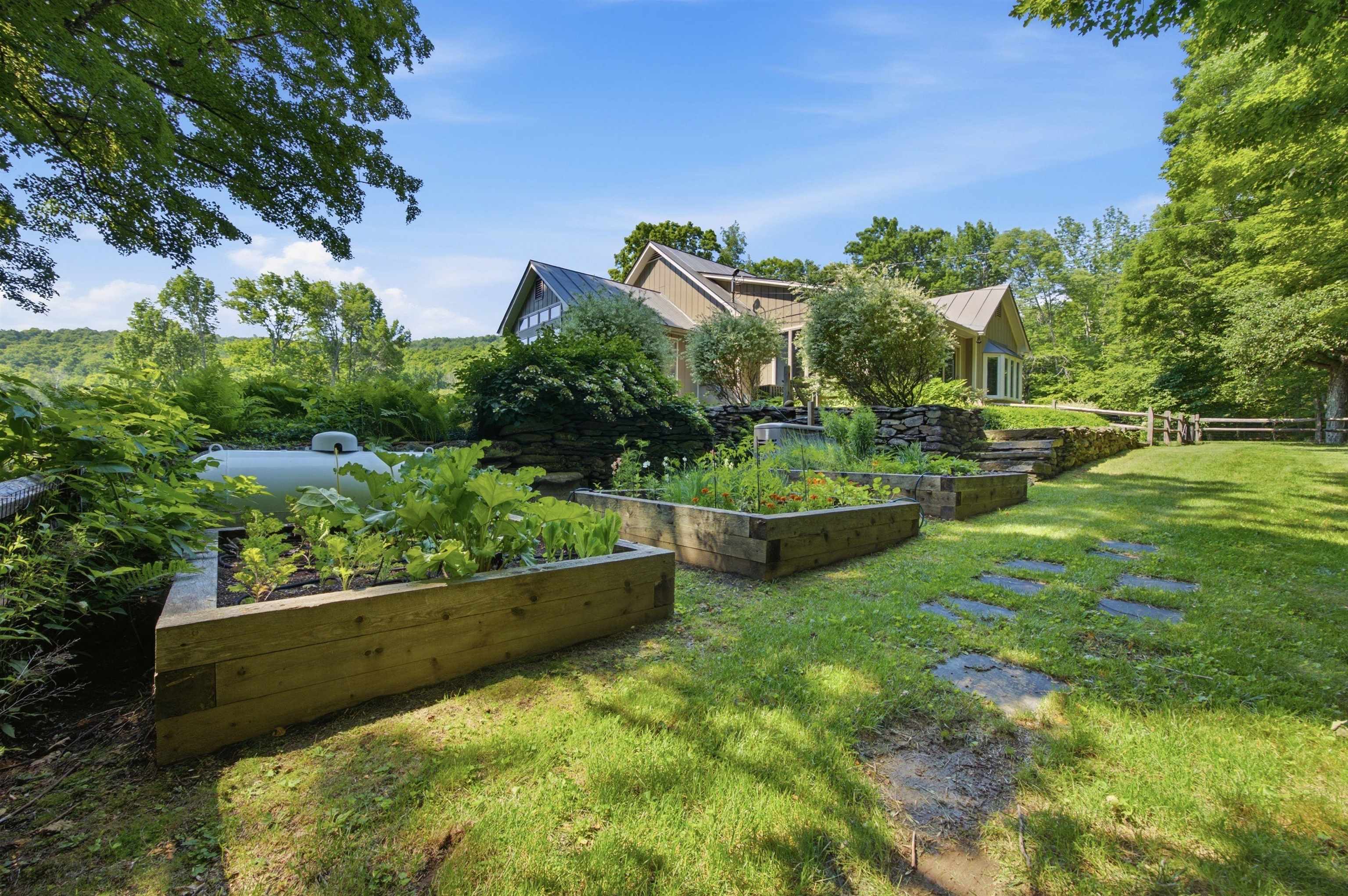 472 Greengate Road Property Photo 48