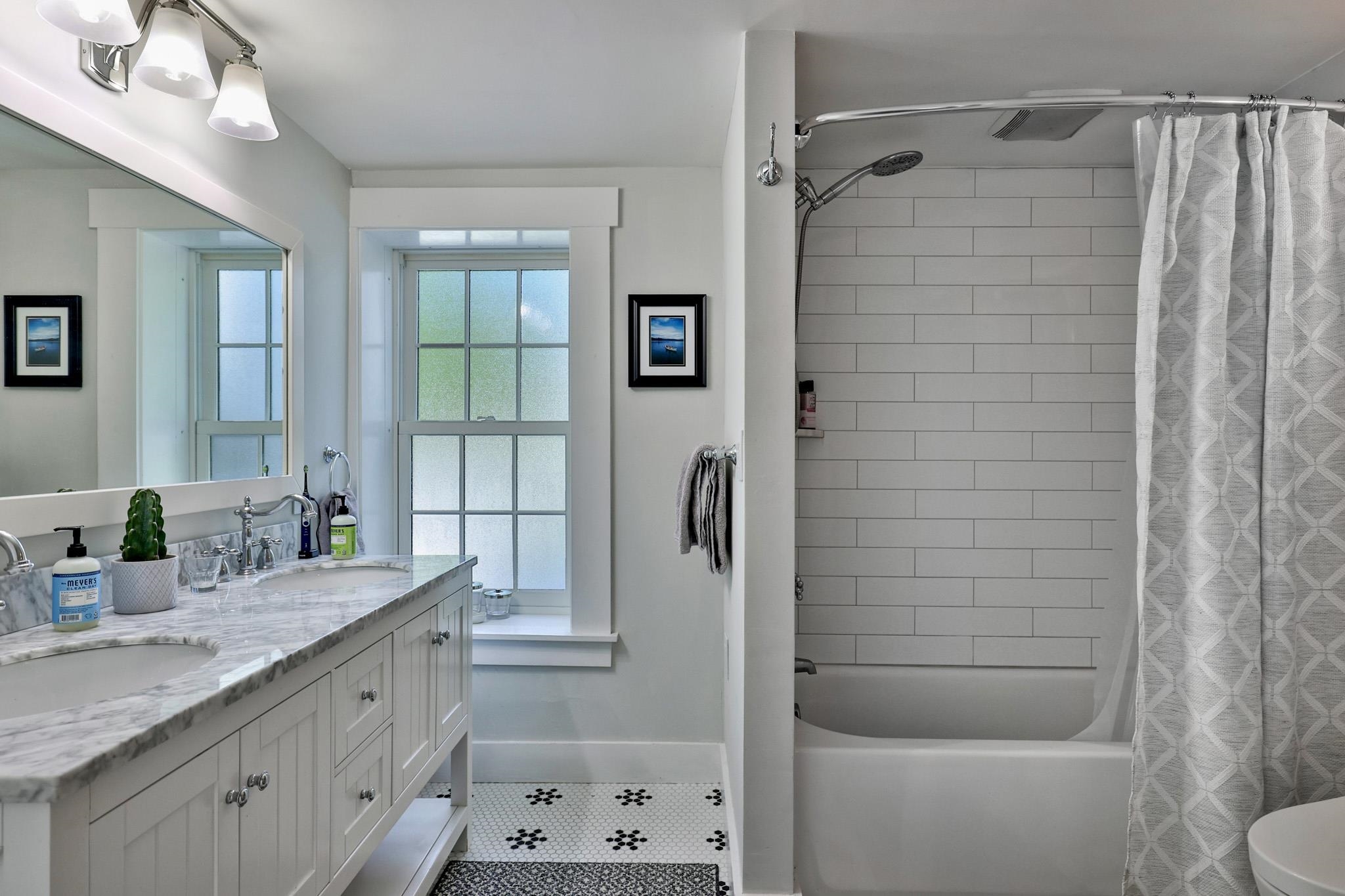 13 High Street Property Photo 23