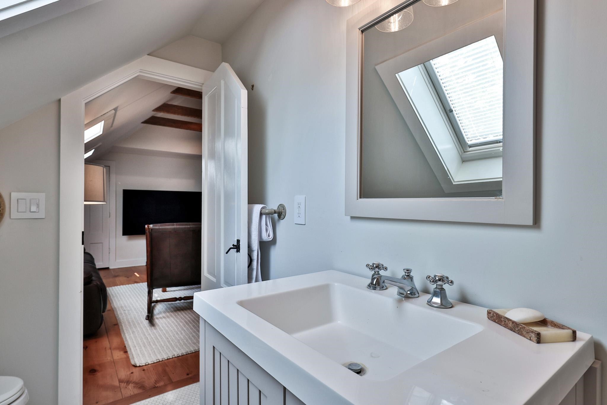 13 High Street Property Photo 31