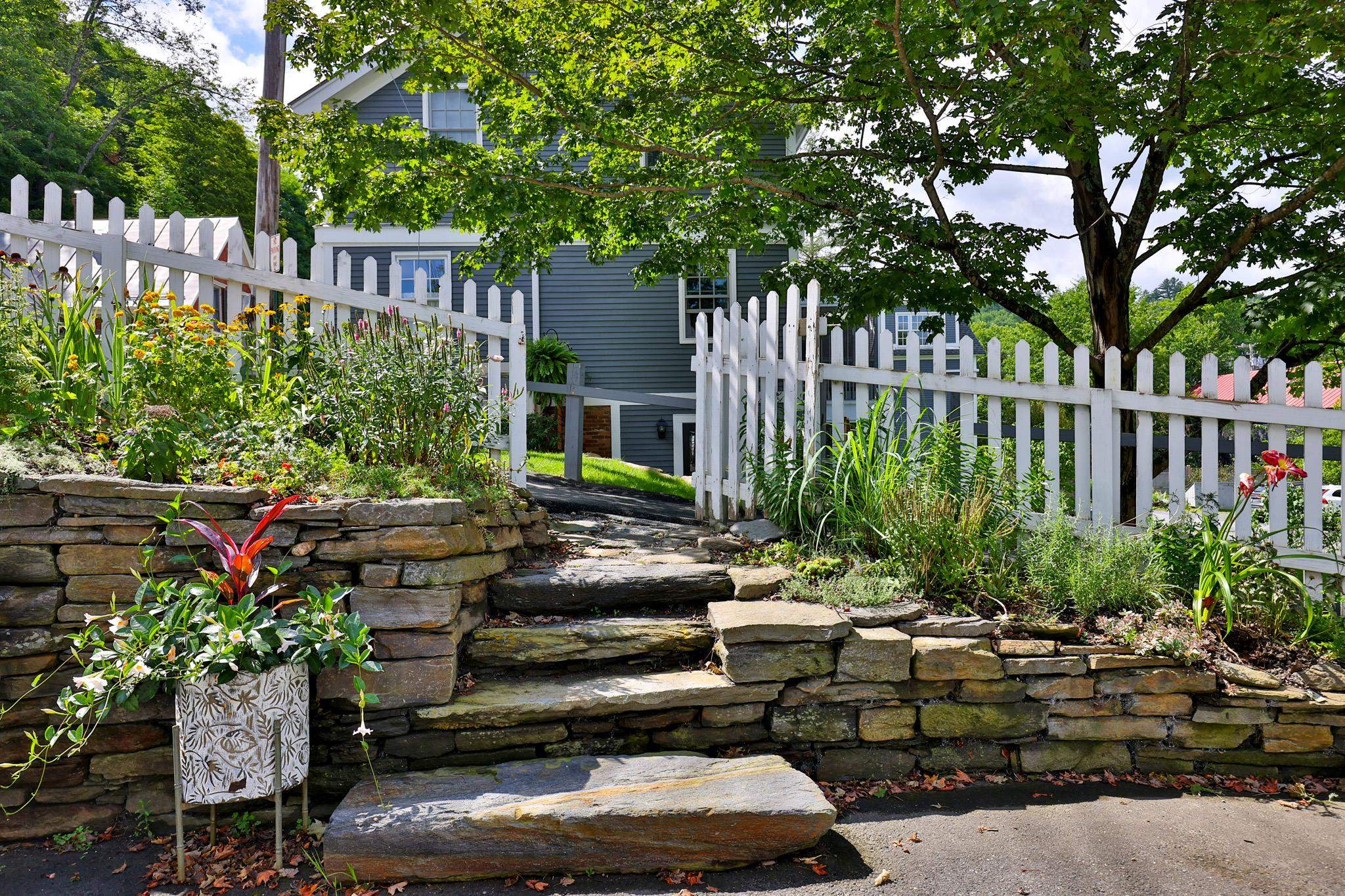 13 High Street Property Photo 38