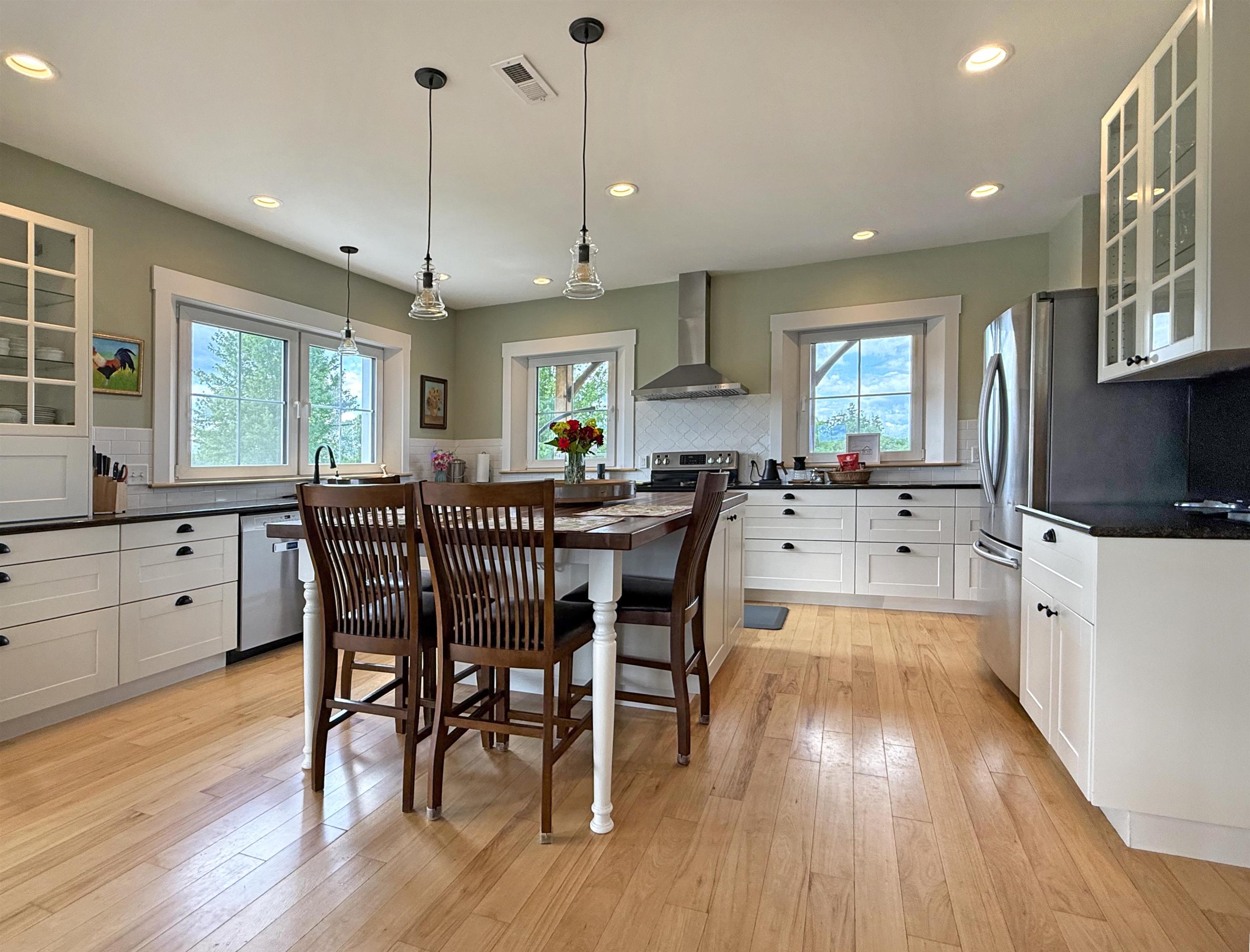 254 North Street Property Photo 8