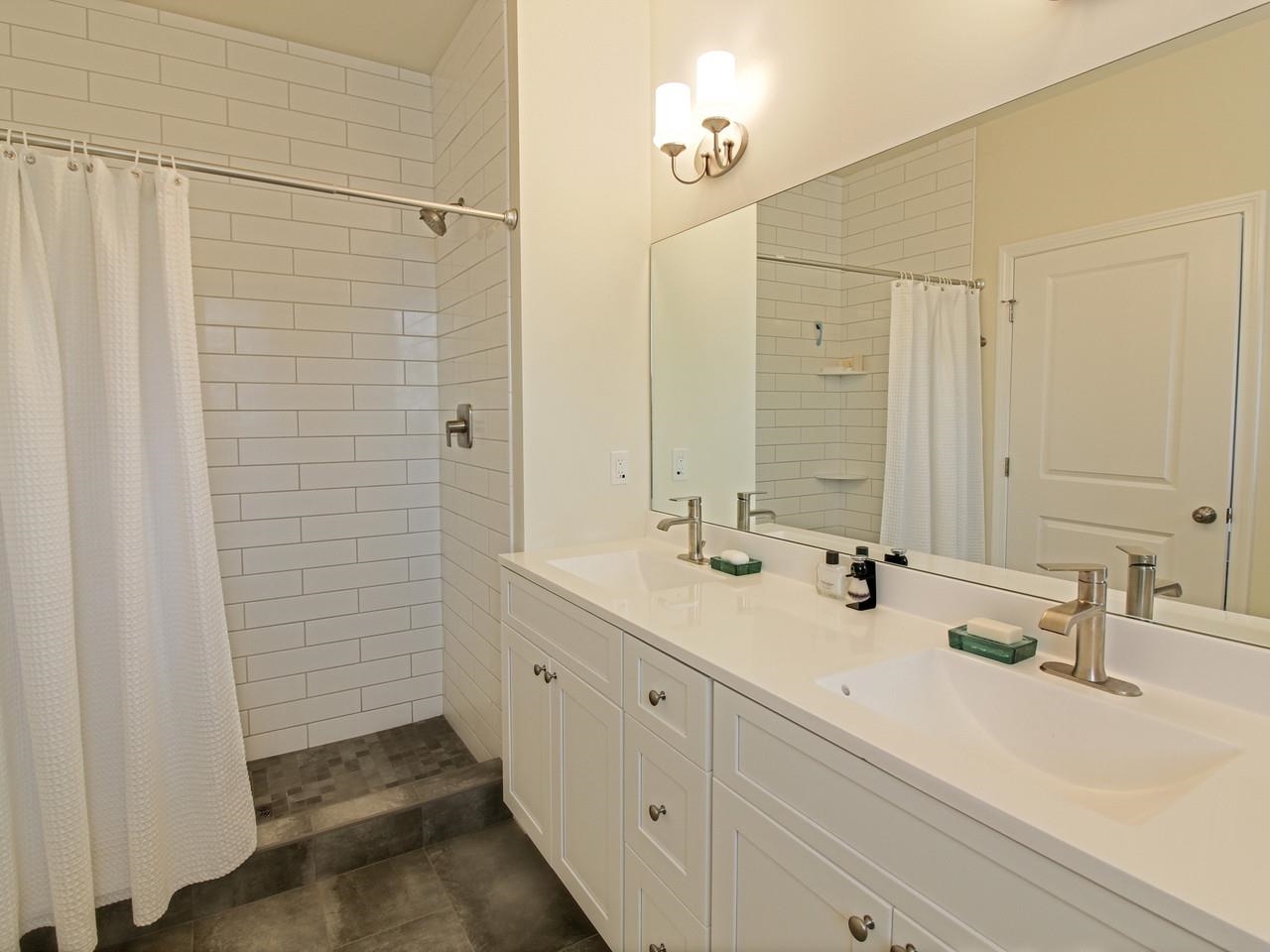 115 Horseshoe Circle Property Photo 10