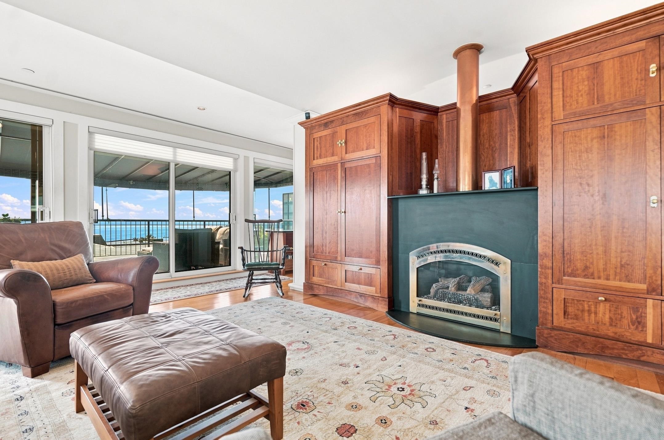 40 College Street Property Photo 20