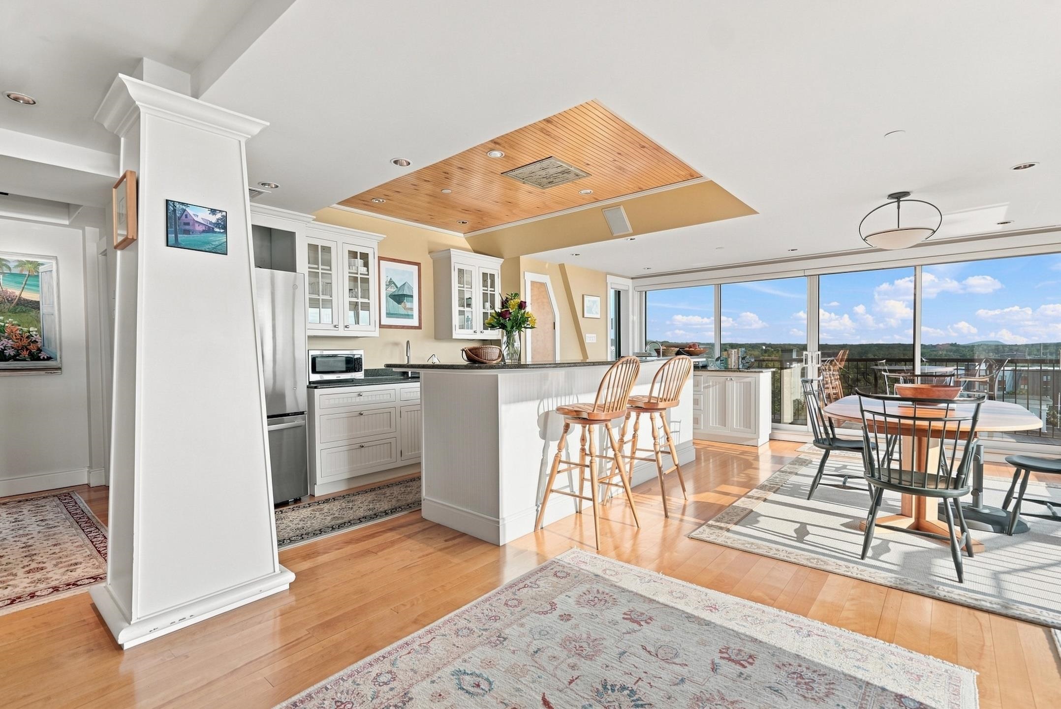 40 College Street Property Photo 28