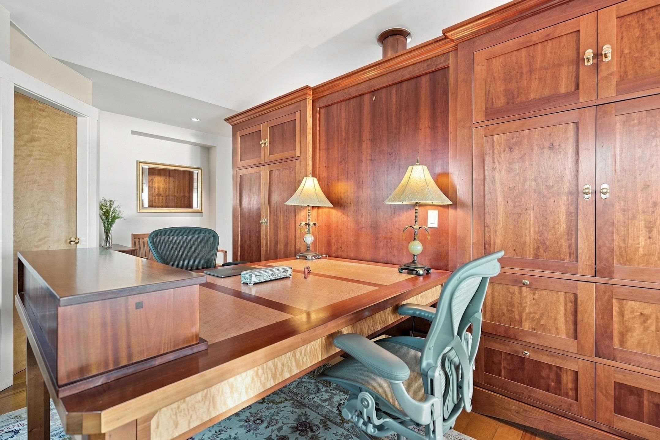 40 College Street Property Photo 38