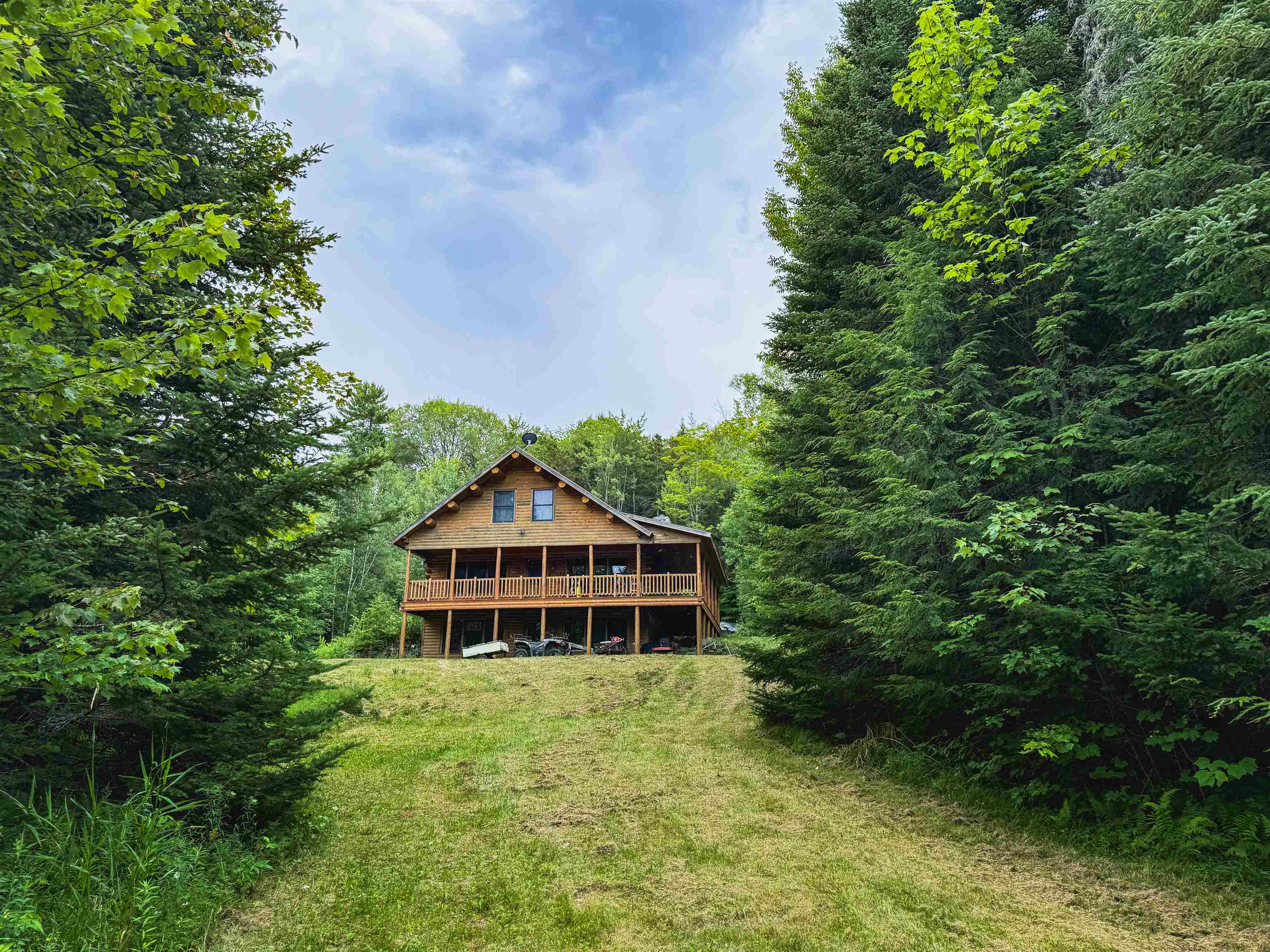 2551 Macintosh Hill Road Property Photo 1
