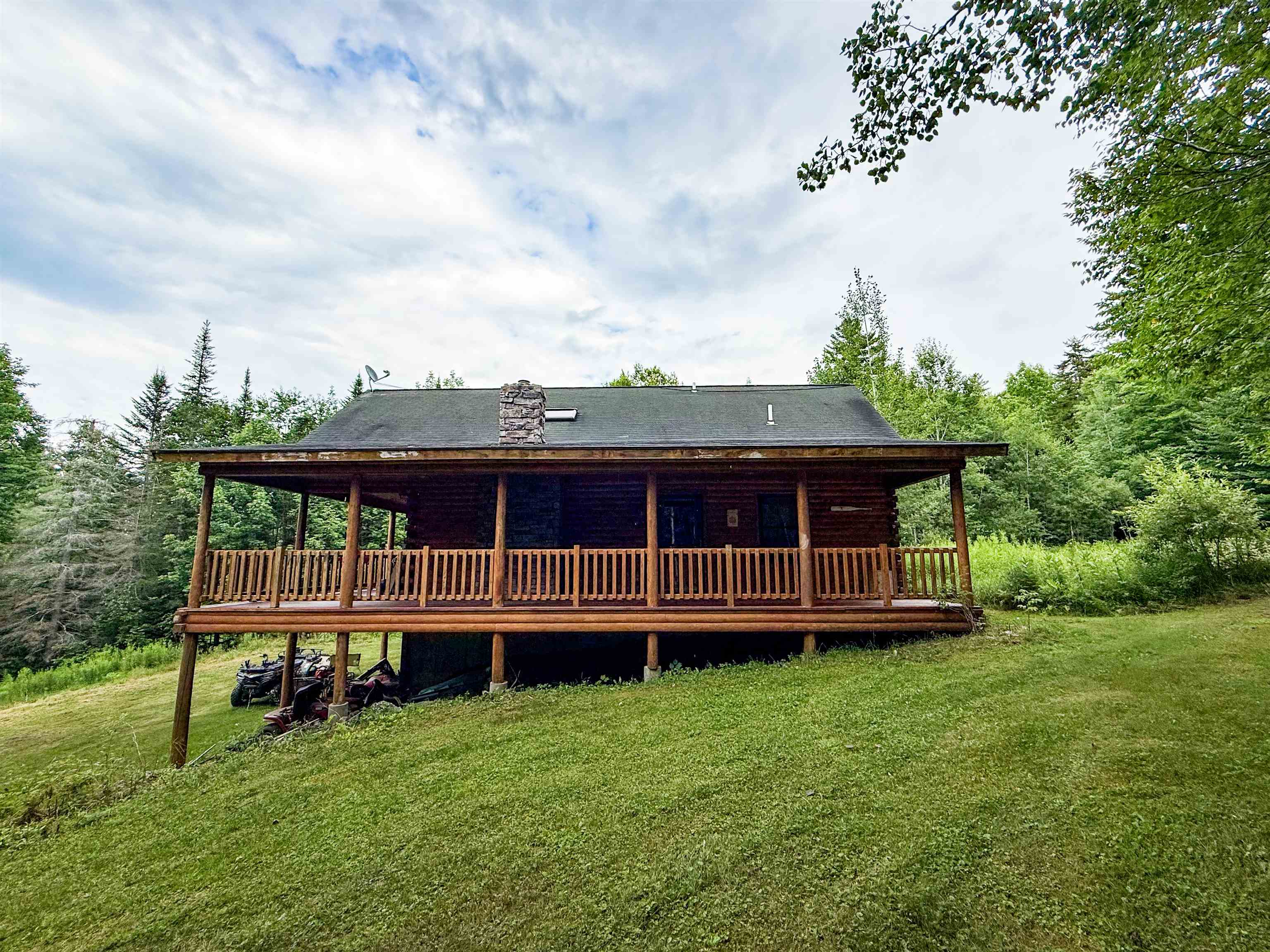2551 Macintosh Hill Road Property Photo 2