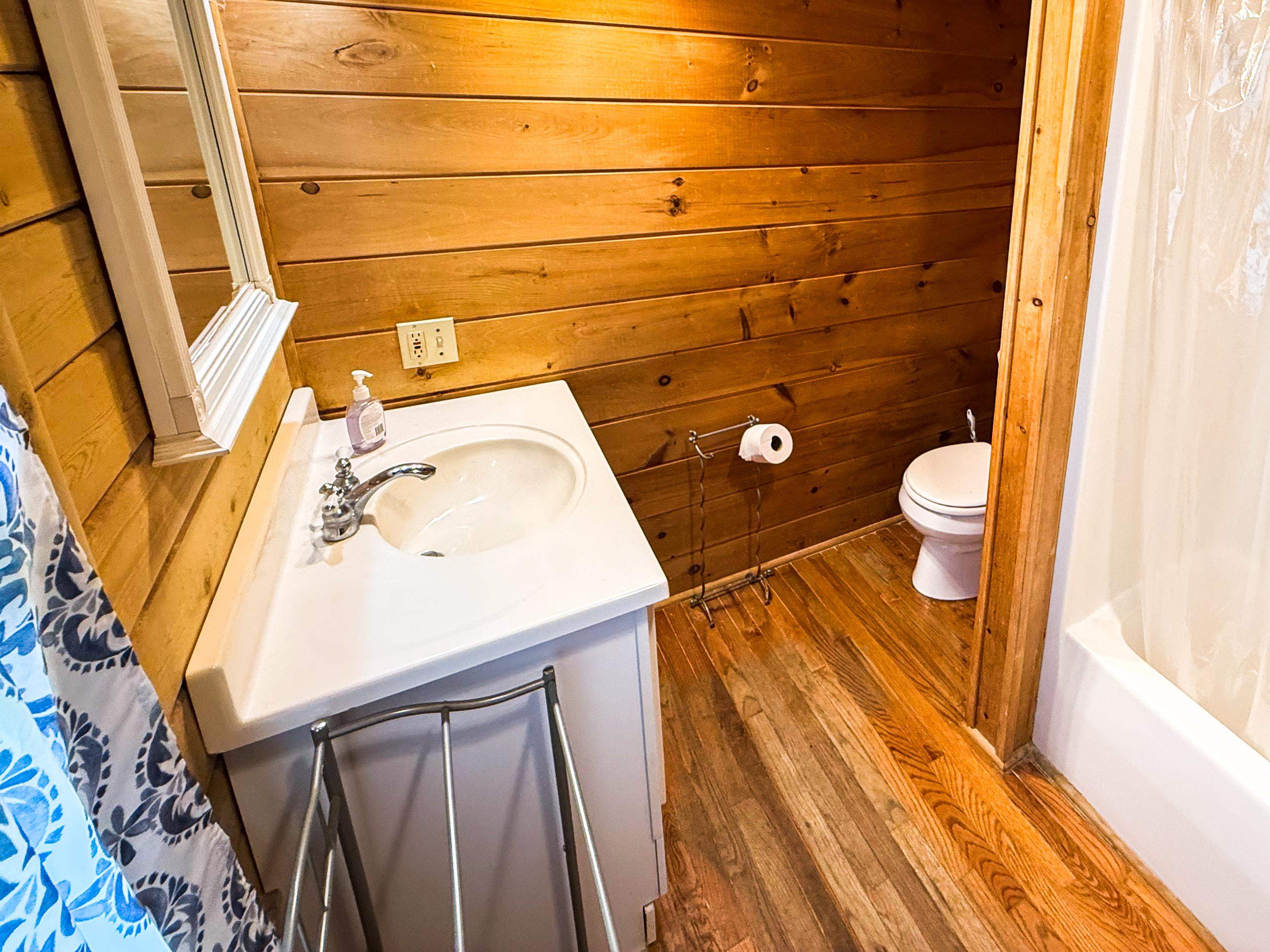 2551 Macintosh Hill Road Property Photo 16