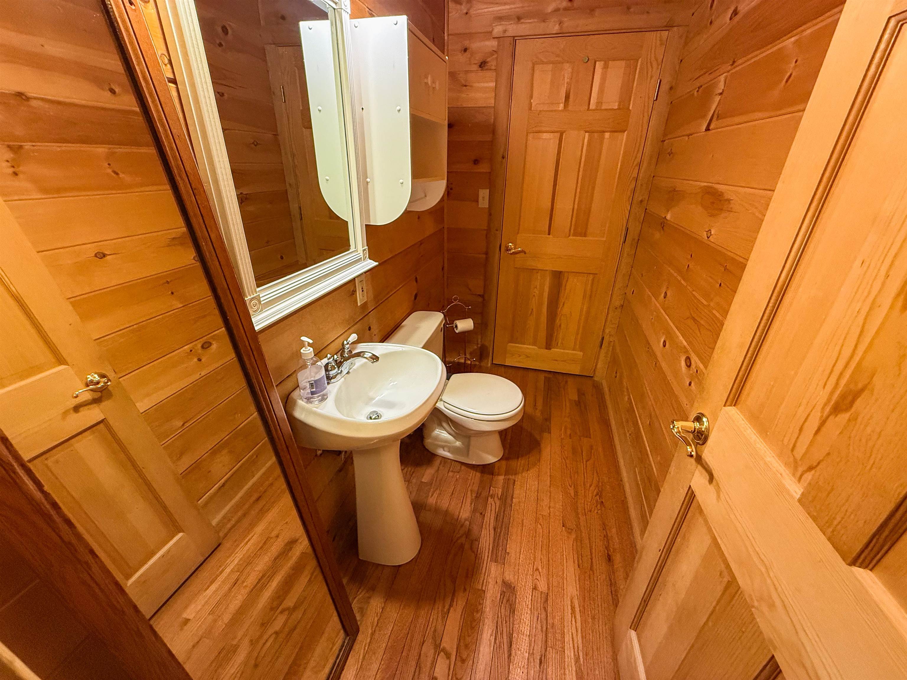 2551 Macintosh Hill Road Property Photo 17