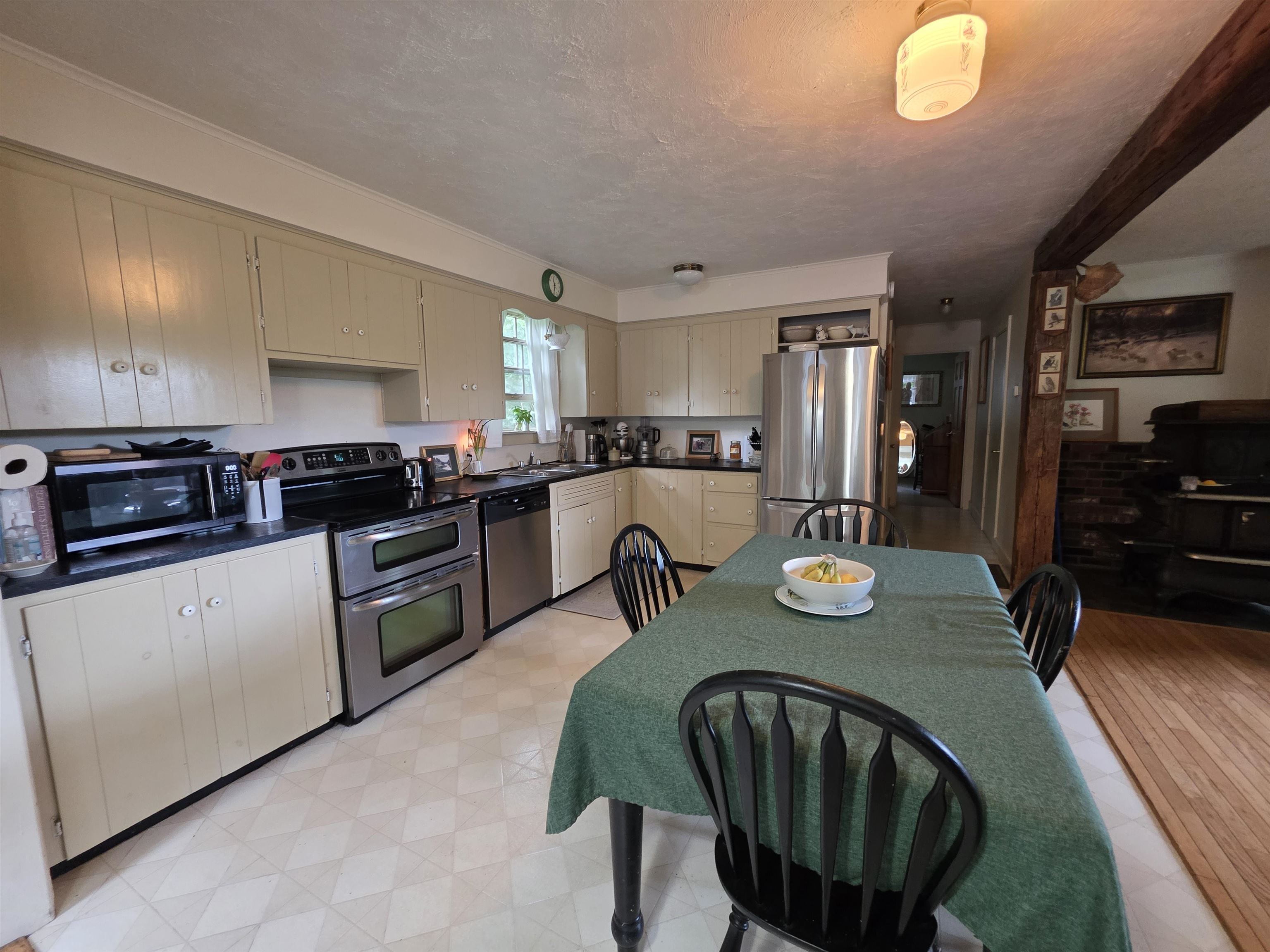 2328 Gore Road Property Photo 17