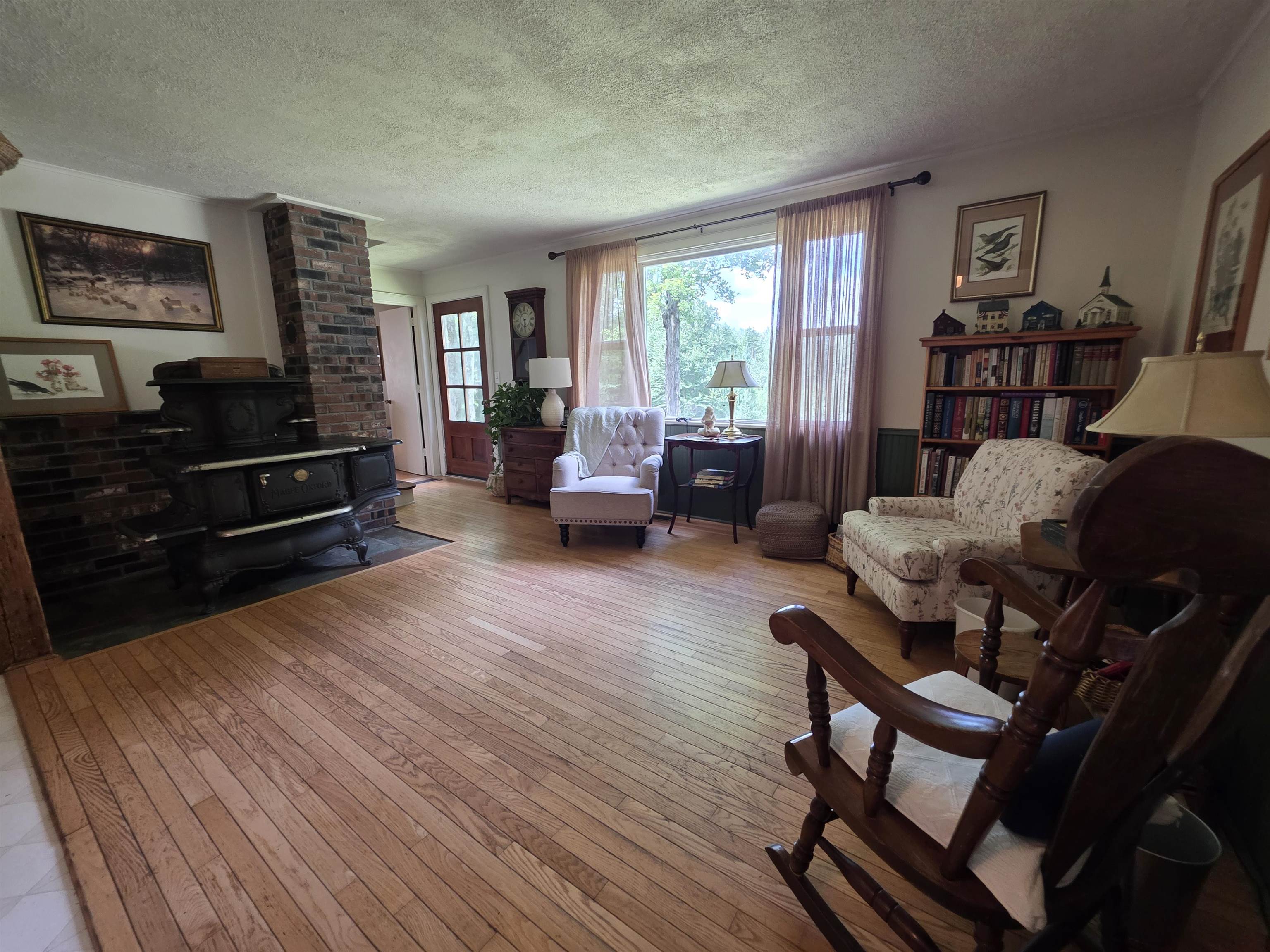 2328 Gore Road Property Photo 21