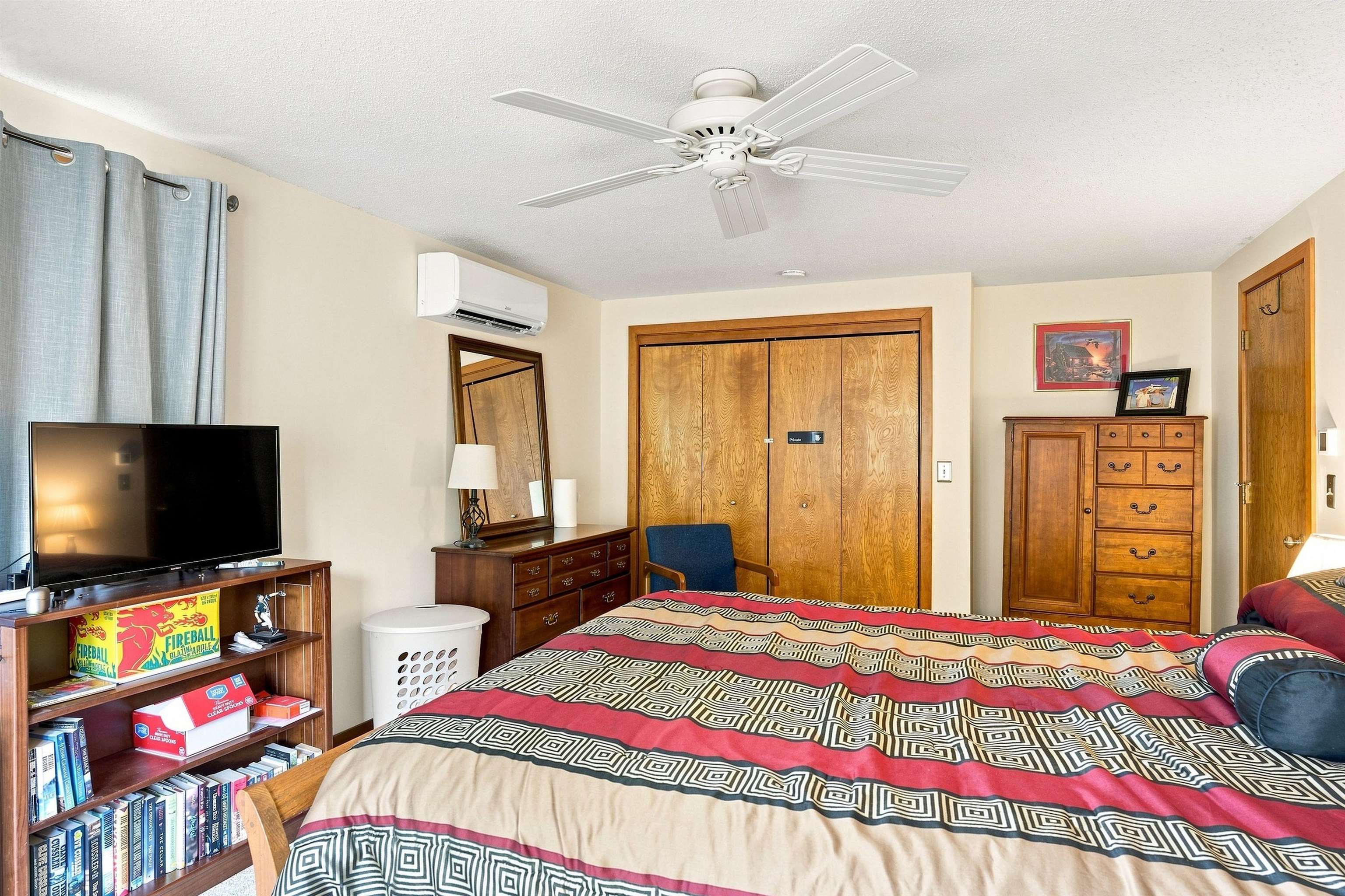 1 Gables Drive Property Photo 26