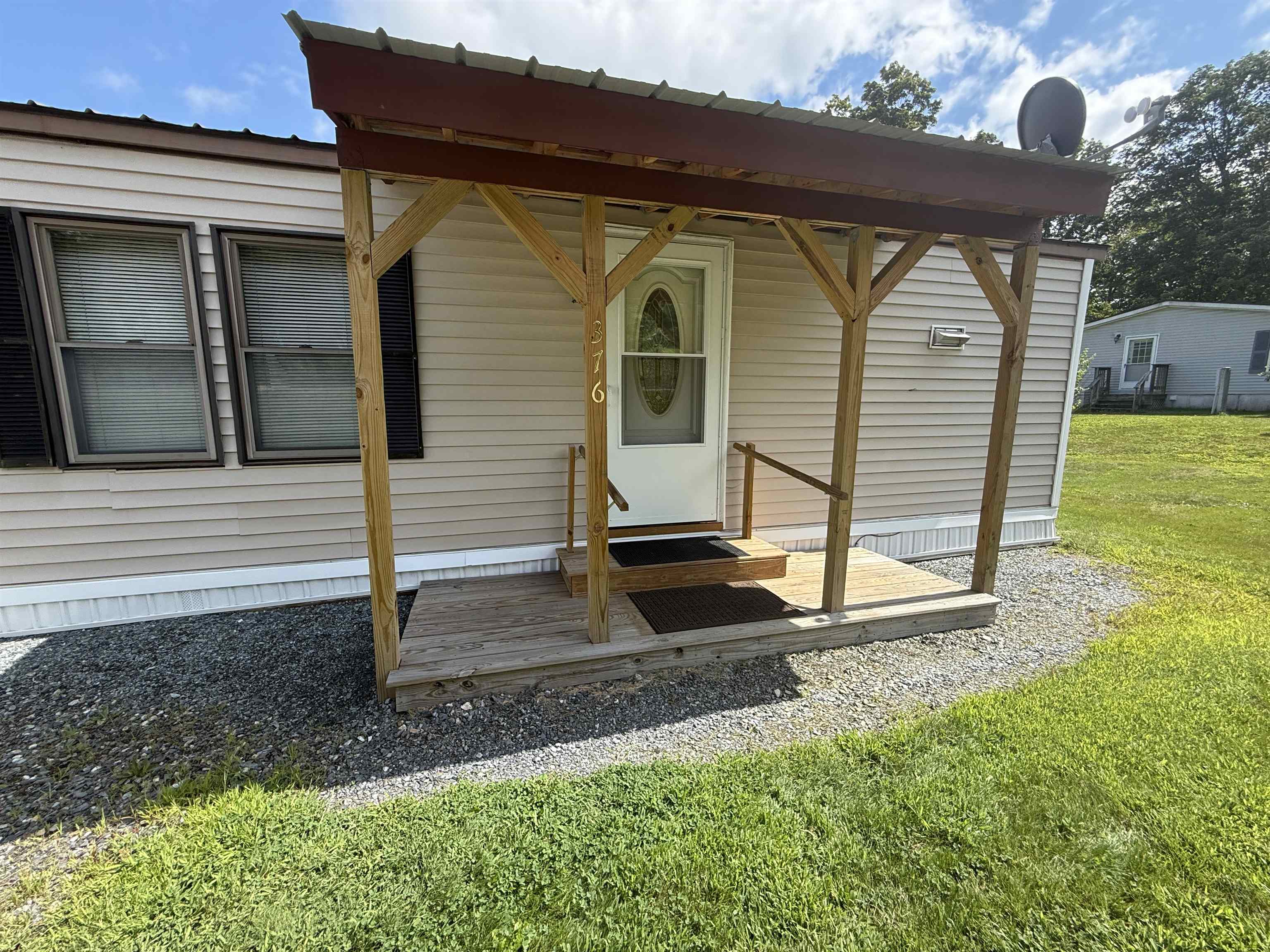 376 Chestnut Street Property Photo 2