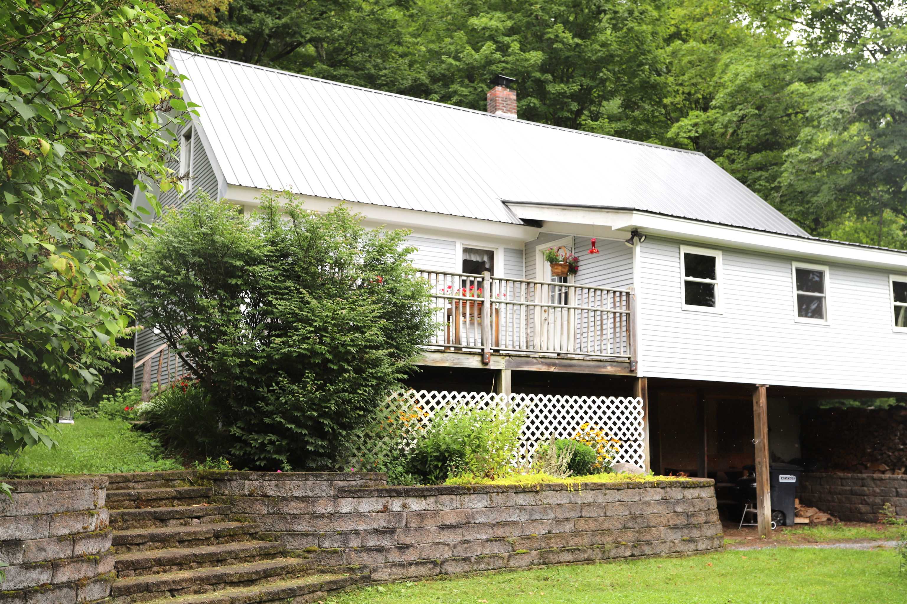 1114 Sand Hill Road Property Photo 2