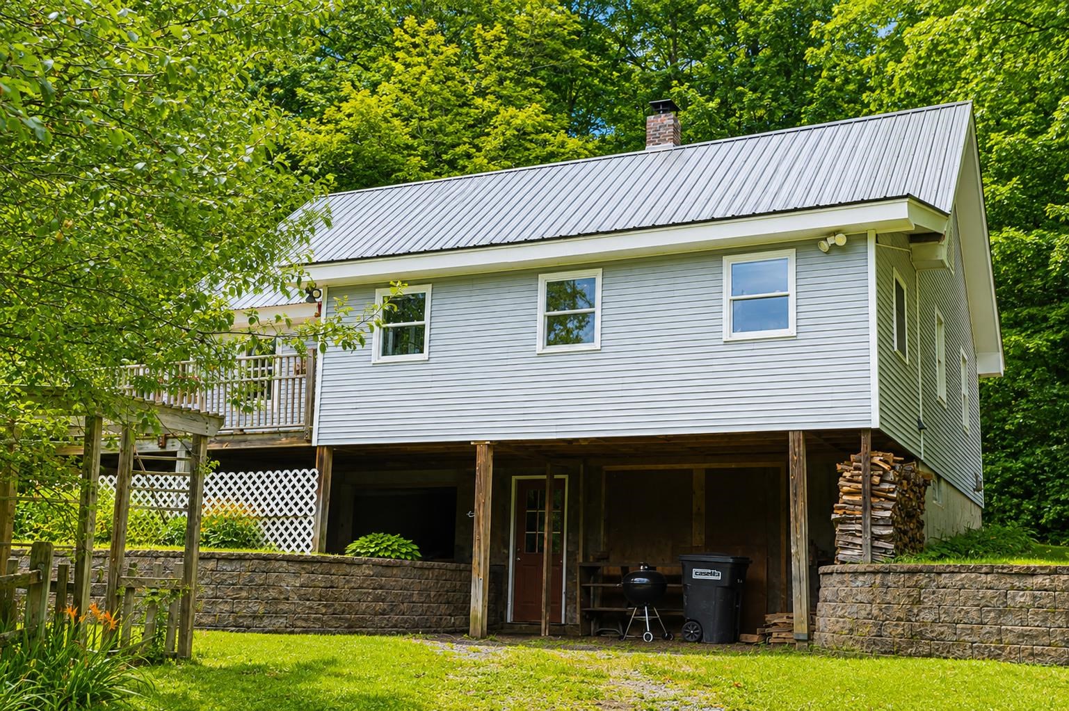 1114 Sand Hill Road Property Photo 3