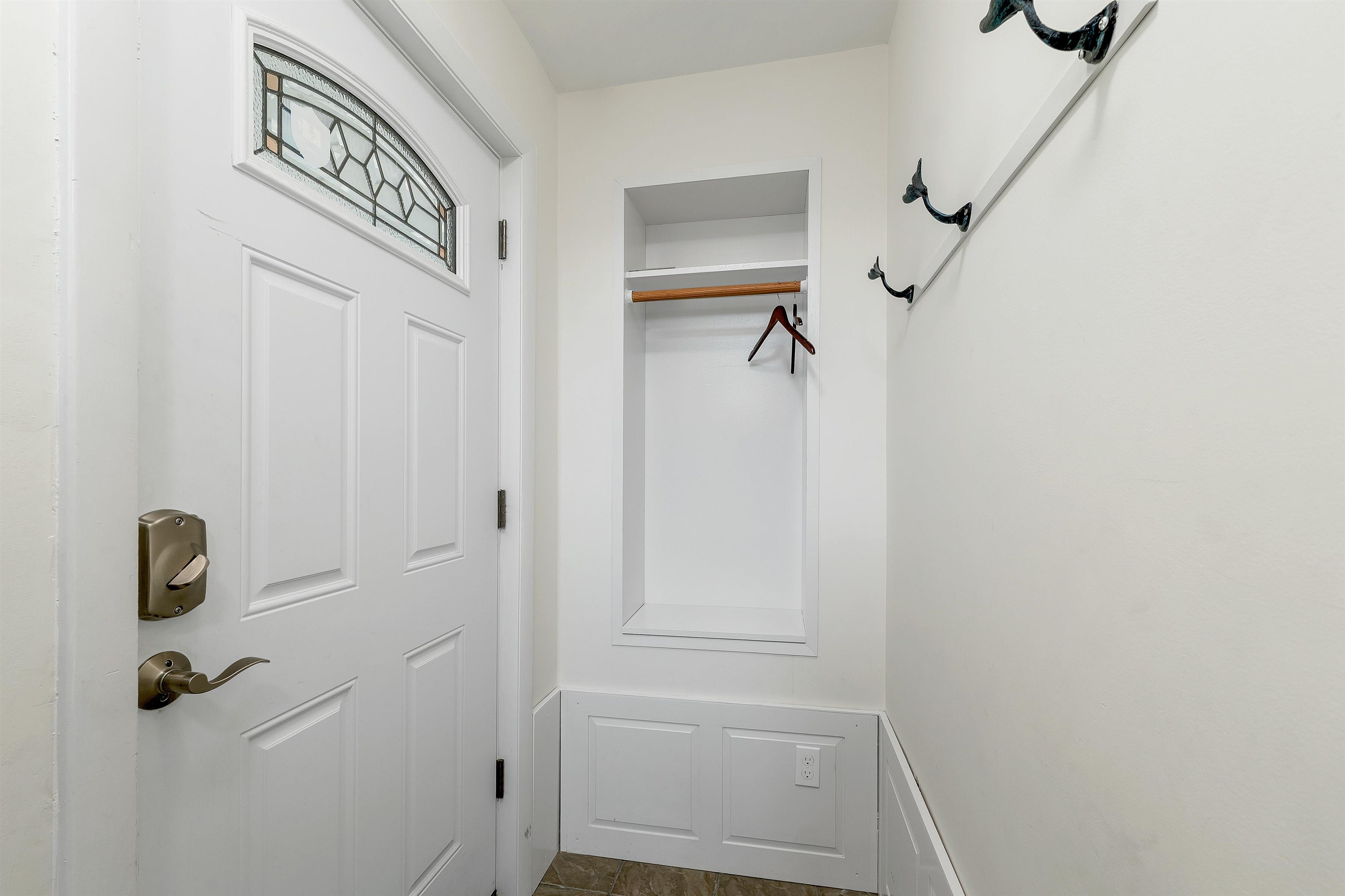 35 Ashworth Avenue Property Photo 10