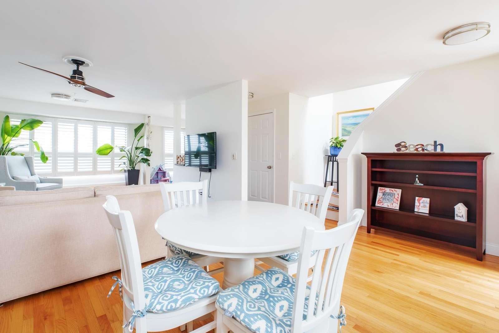 35 Ashworth Avenue Property Photo 13