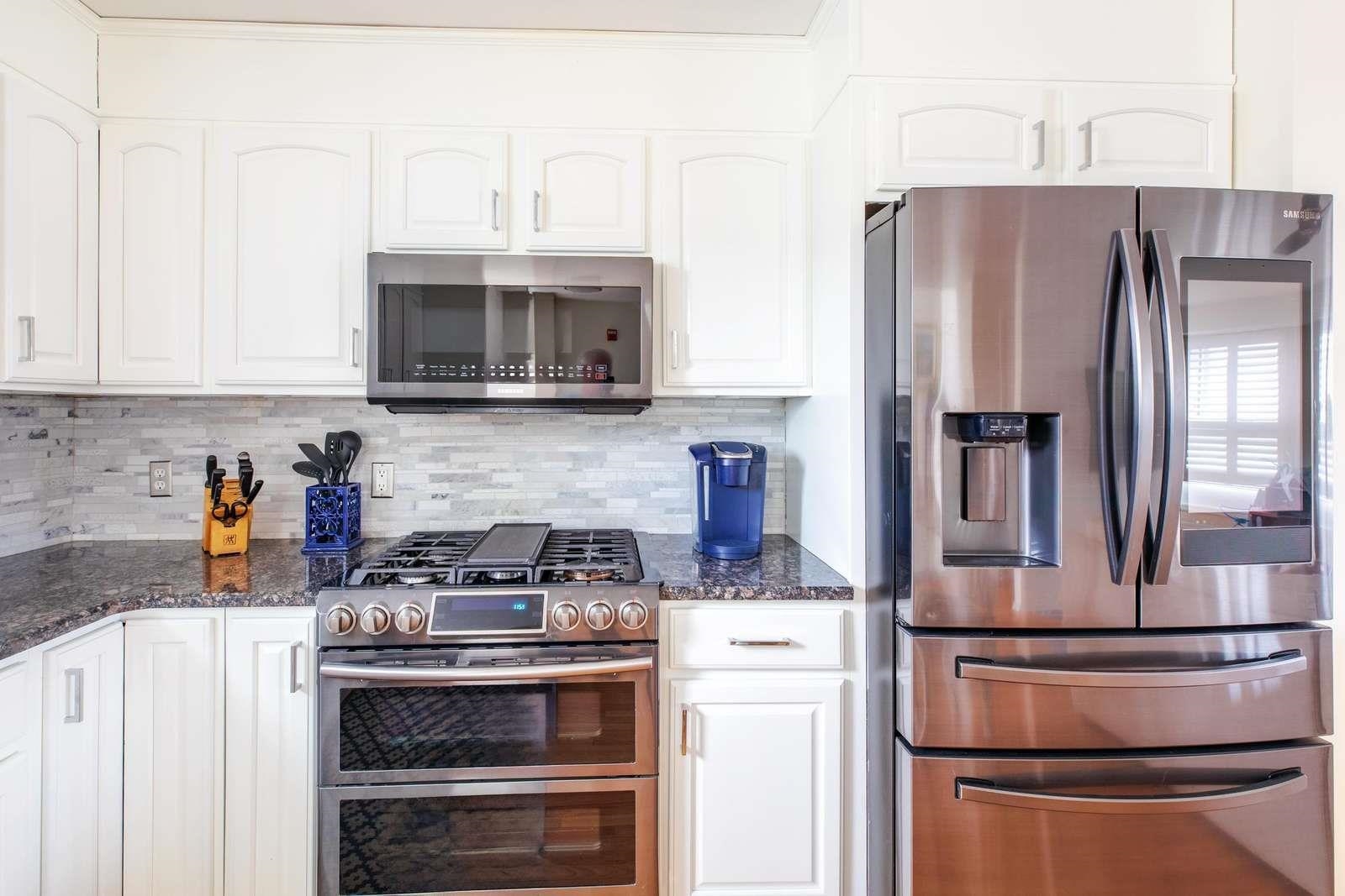 35 Ashworth Avenue Property Photo 14